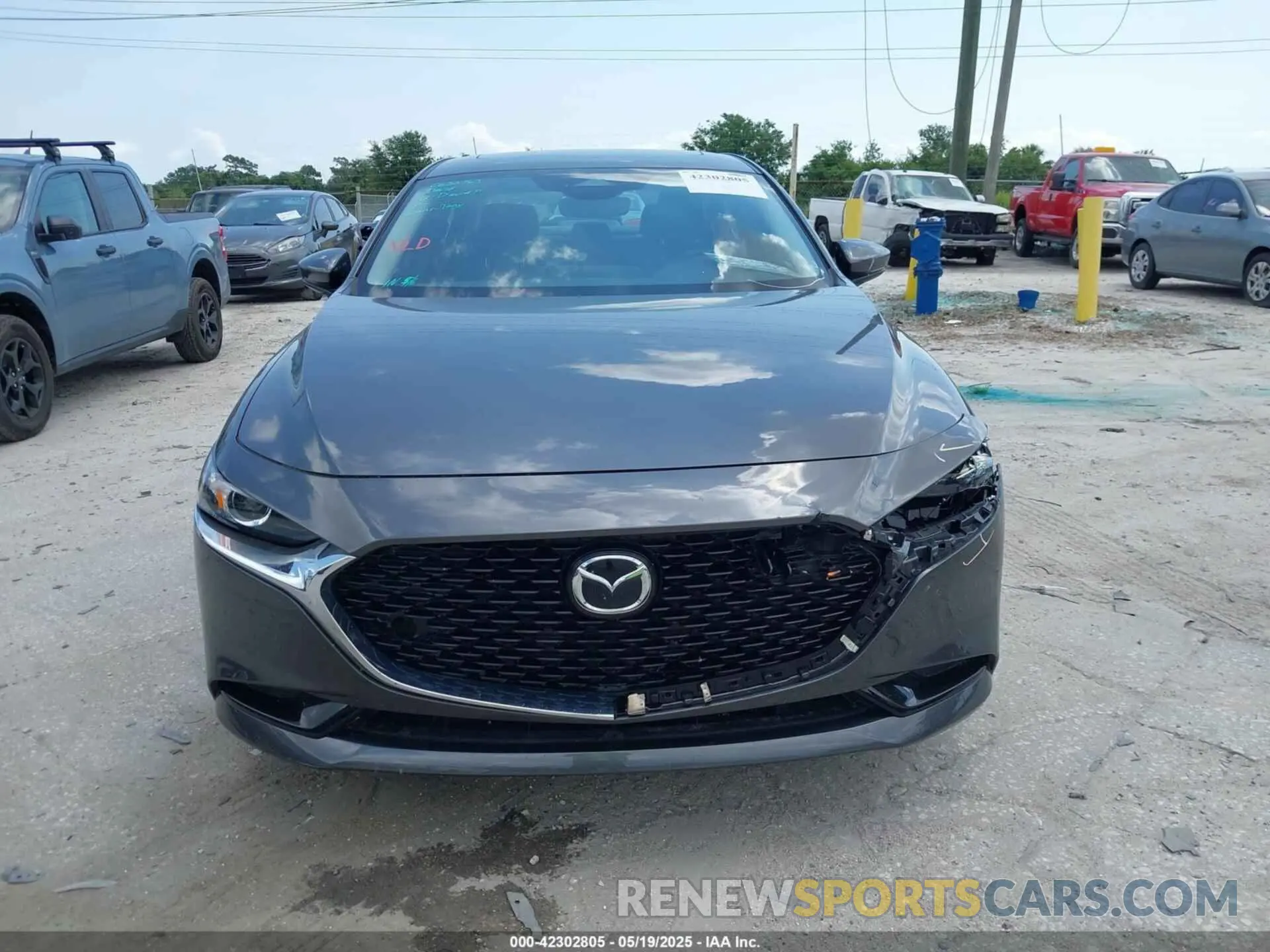 12 fotografías del automóvil dañado JM1BPACM5S1762195 MAZDA MAZDA3 2025