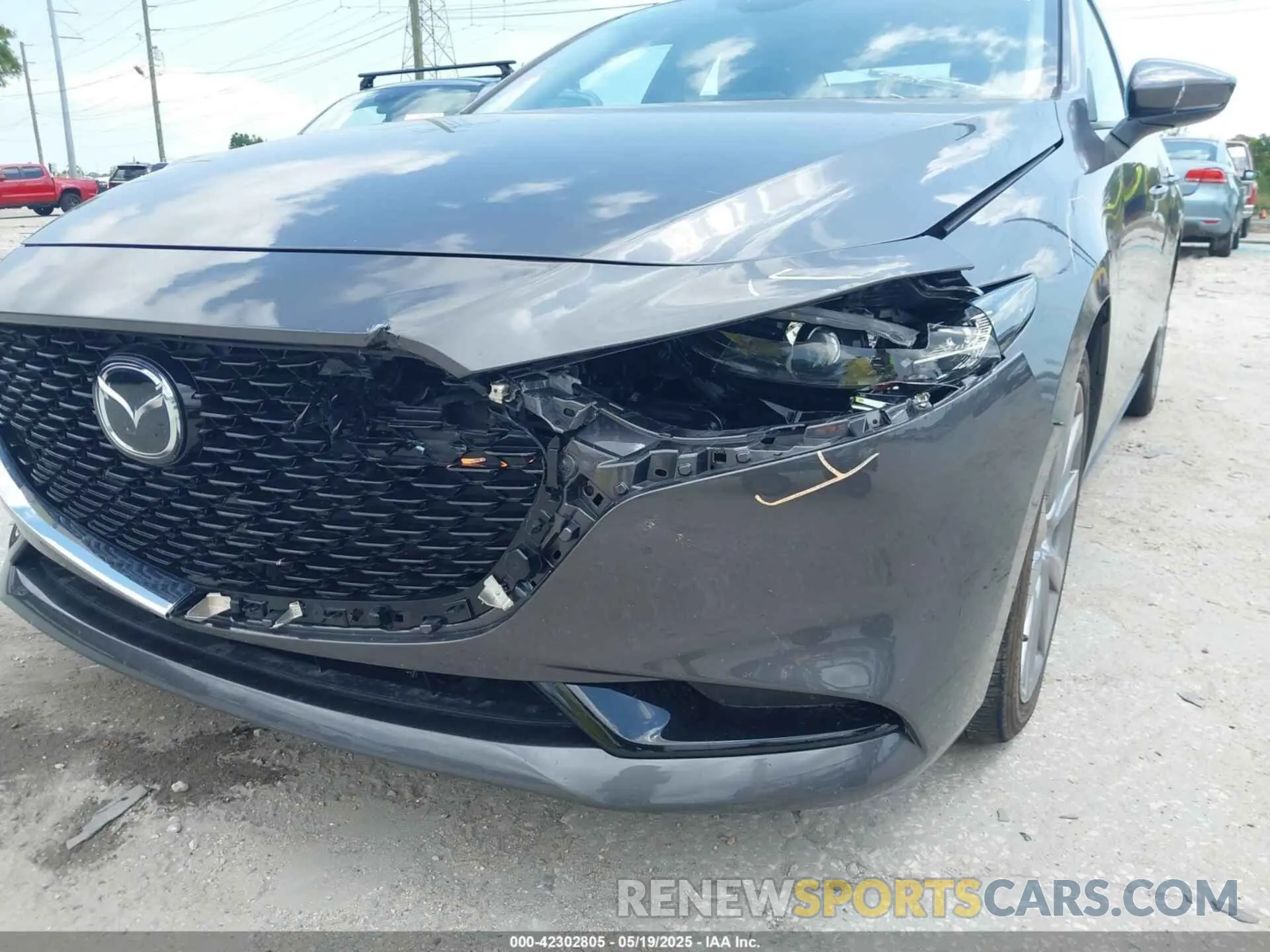 6 fotografías del automóvil dañado JM1BPACM5S1762195 MAZDA MAZDA3 2025