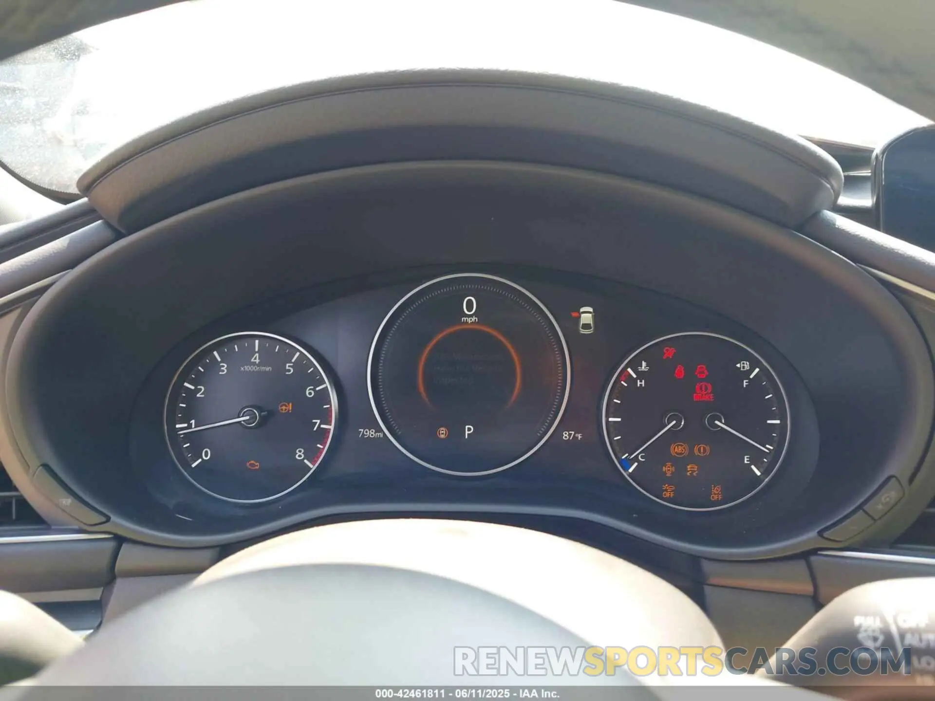 7 fotografías del automóvil dañado JM1BPAKM1S1763507 MAZDA MAZDA3 2025