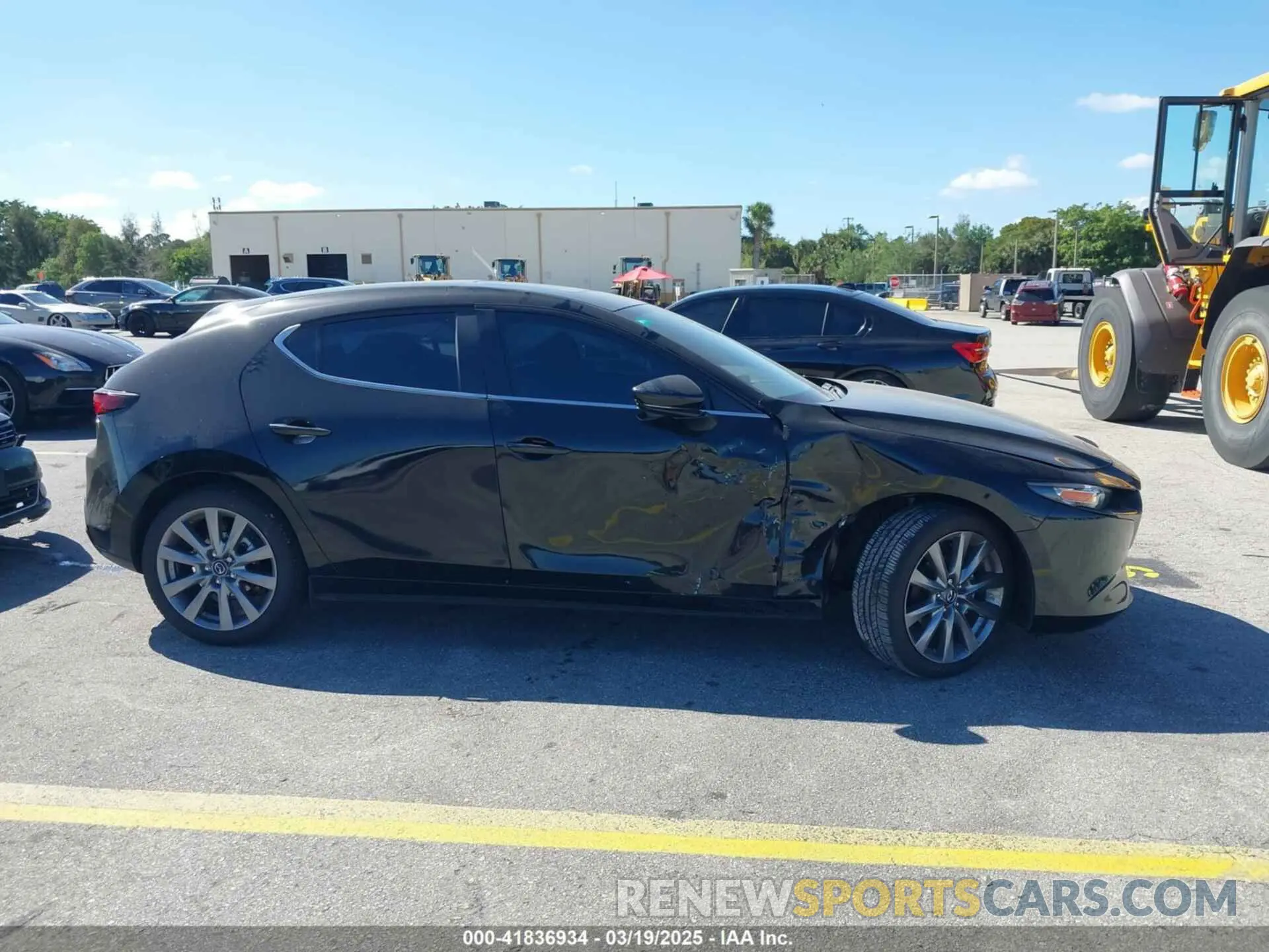 13 fotografías del automóvil dañado JM1BPALM2S1774739 MAZDA MAZDA3 2025