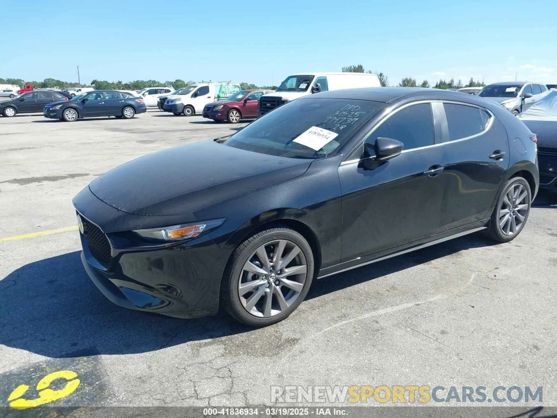 2 fotografías del automóvil dañado JM1BPALM2S1774739 MAZDA MAZDA3 2025