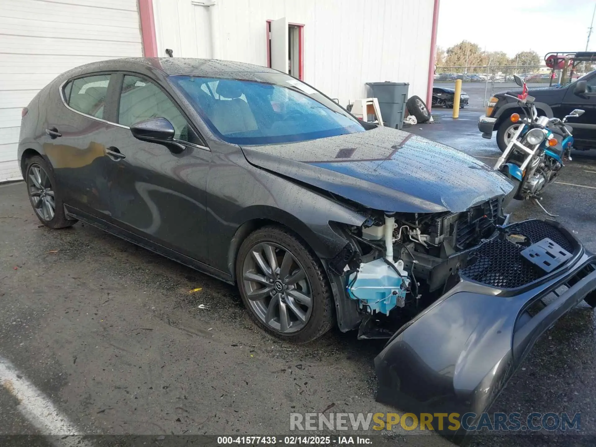 1 fotografías del automóvil dañado JM1BPBMM7K1125569 MAZDA MAZDA3 HATCHBACK 2019