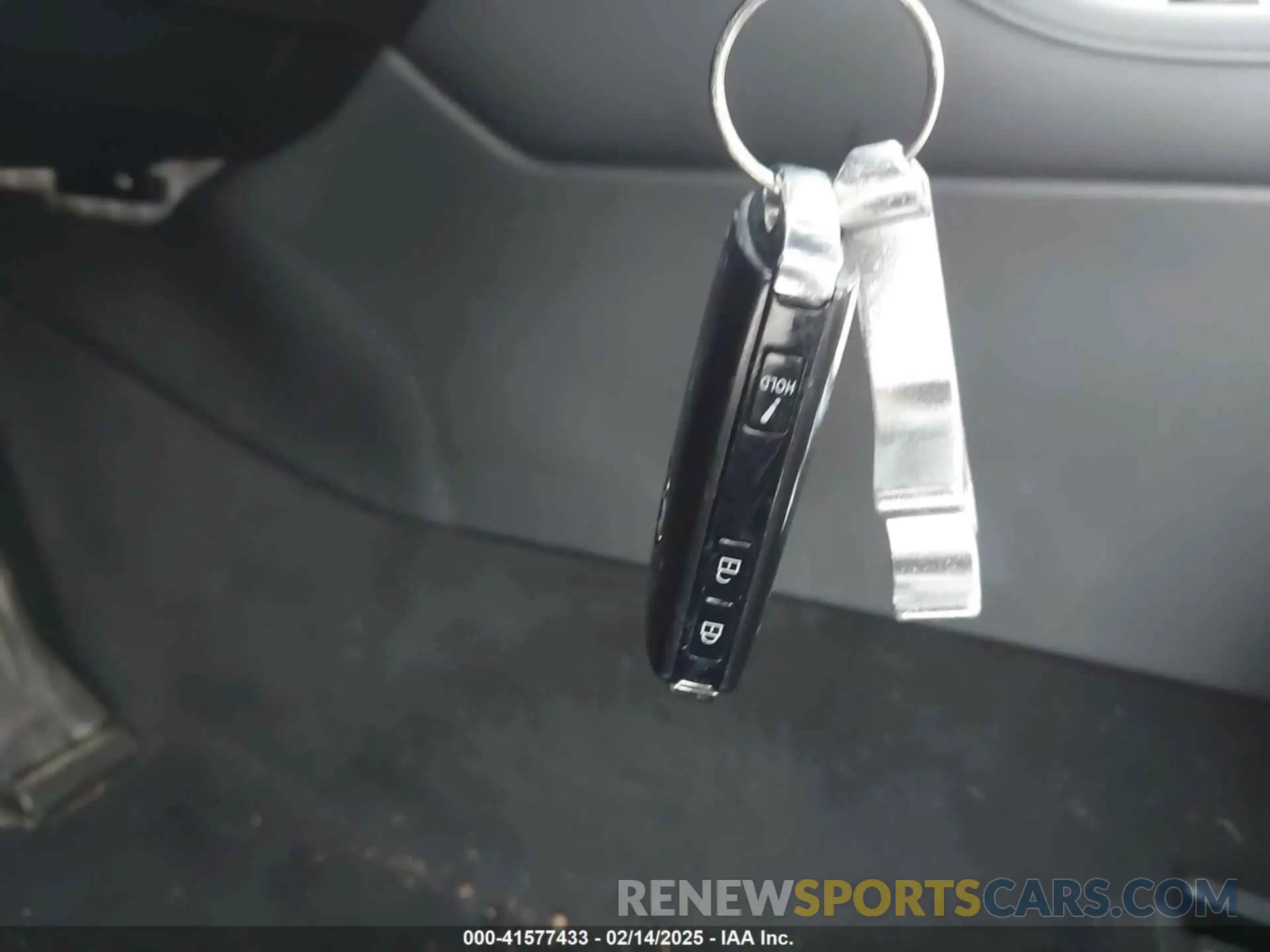 11 fotografías del automóvil dañado JM1BPBMM7K1125569 MAZDA MAZDA3 HATCHBACK 2019