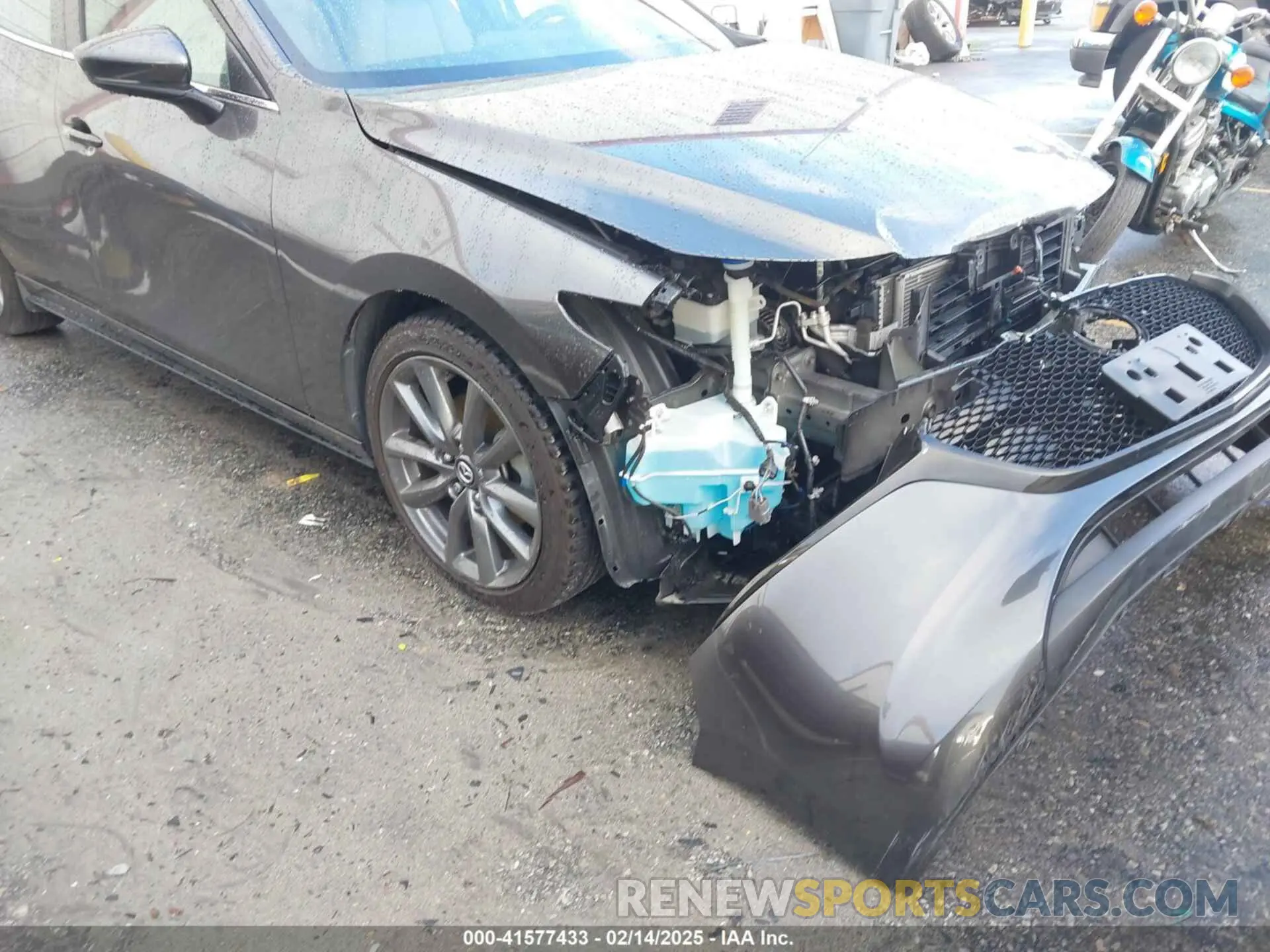 19 fotografías del automóvil dañado JM1BPBMM7K1125569 MAZDA MAZDA3 HATCHBACK 2019