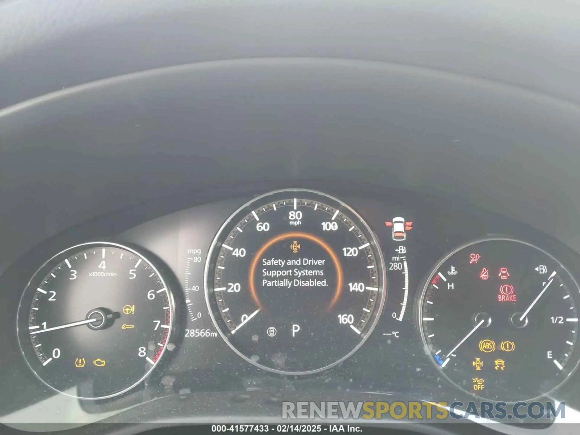 7 fotografías del automóvil dañado JM1BPBMM7K1125569 MAZDA MAZDA3 HATCHBACK 2019