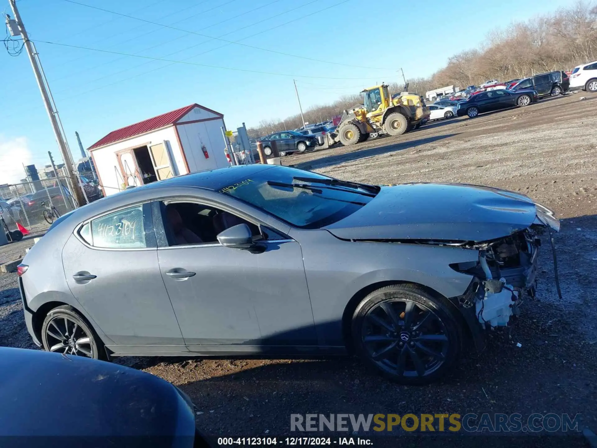 14 fotografías del automóvil dañado JM1BPBNM3L1171528 MAZDA MAZDA3 HATCHBACK 2020