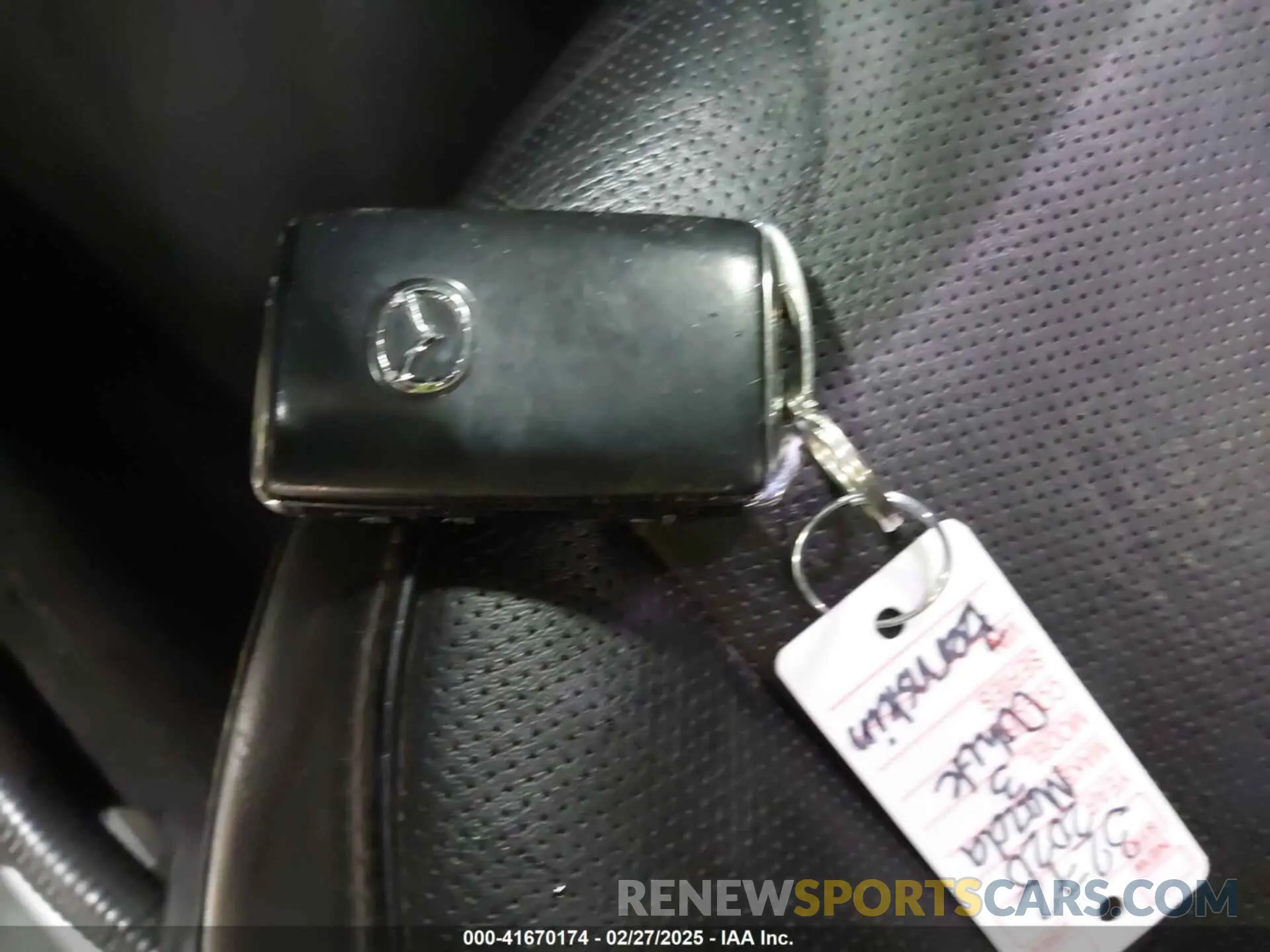 11 fotografías del automóvil dañado JM1BPBNM9L1163451 MAZDA MAZDA3 HATCHBACK 2020