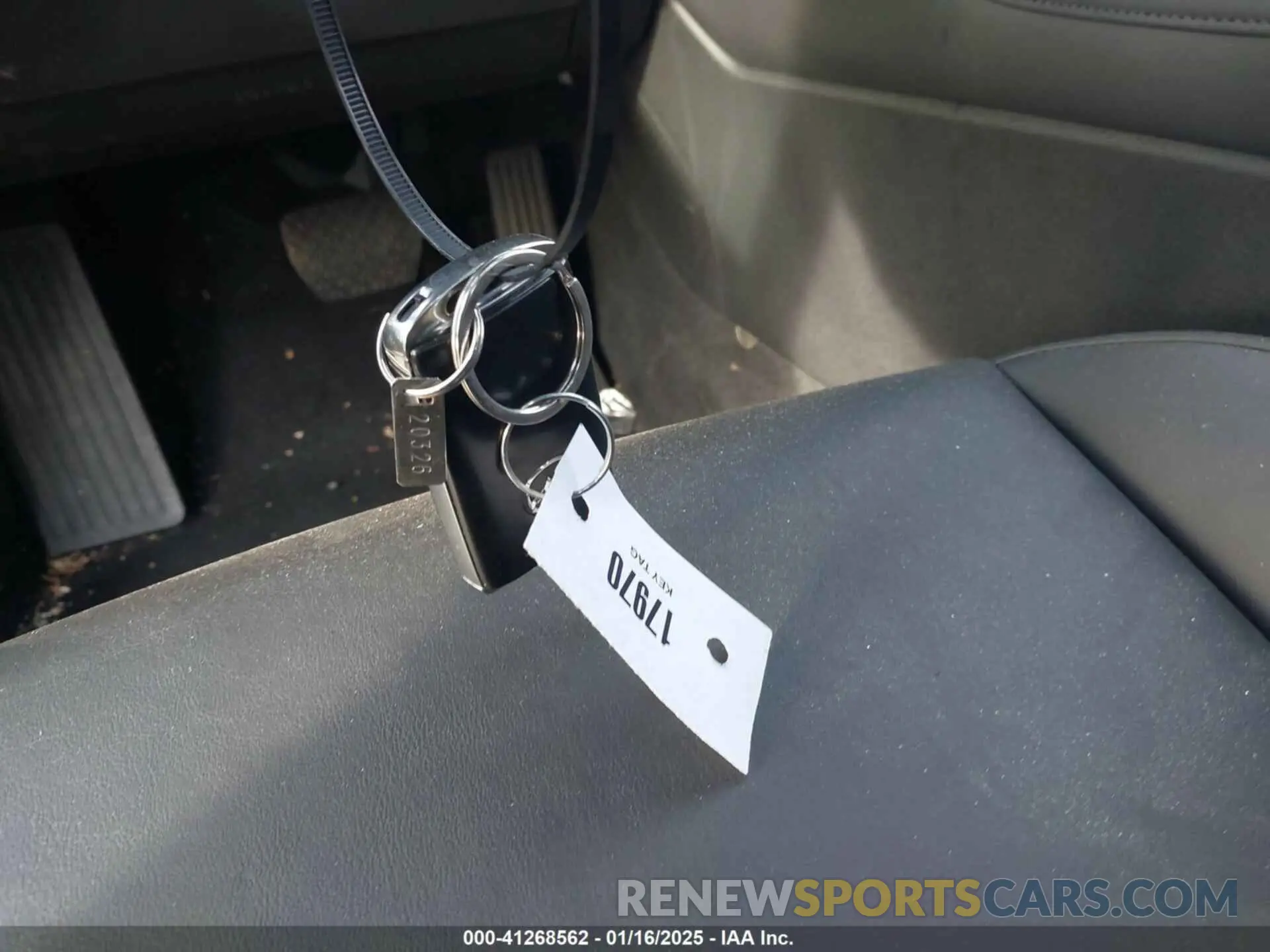 11 fotografías del automóvil dañado JM1BPBLLXM1403313 MAZDA MAZDA3 HATCHBACK 2021