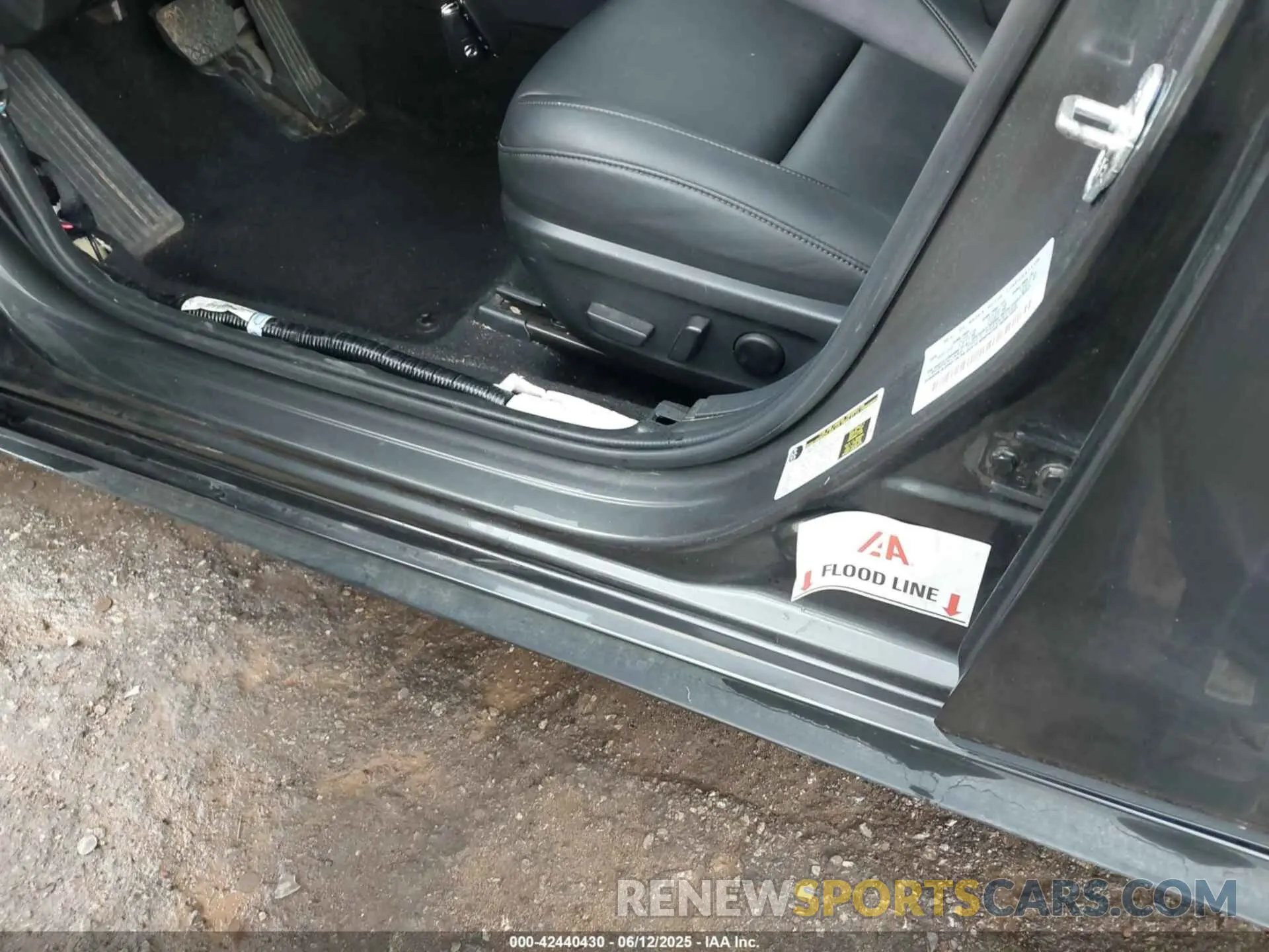 14 fotografías del automóvil dañado JM1BPBJY1P1603550 MAZDA MAZDA3 HATCHBACK 2023
