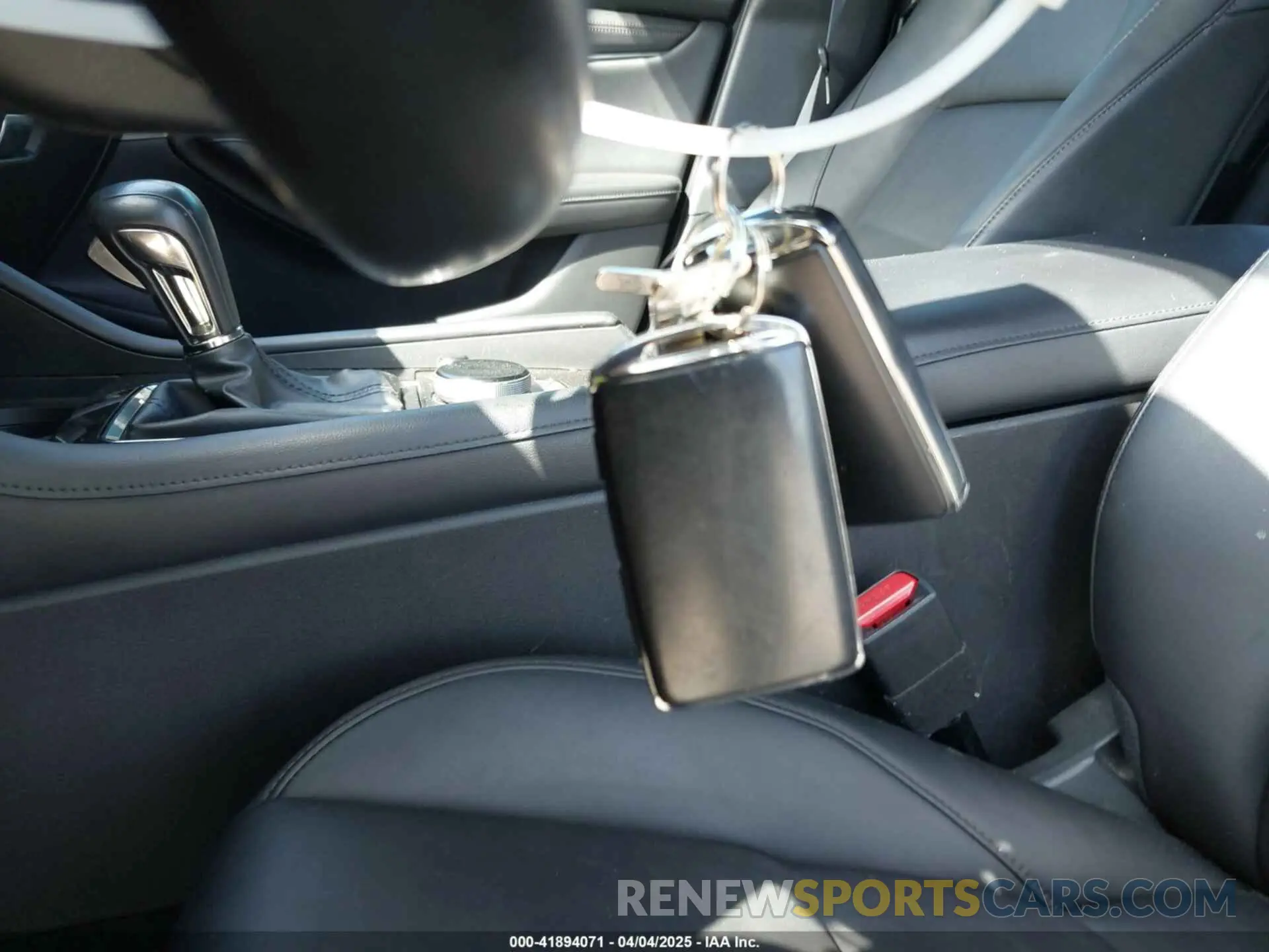 11 fotografías del automóvil dañado JM1BPBJY4P1620486 MAZDA MAZDA3 HATCHBACK 2023
