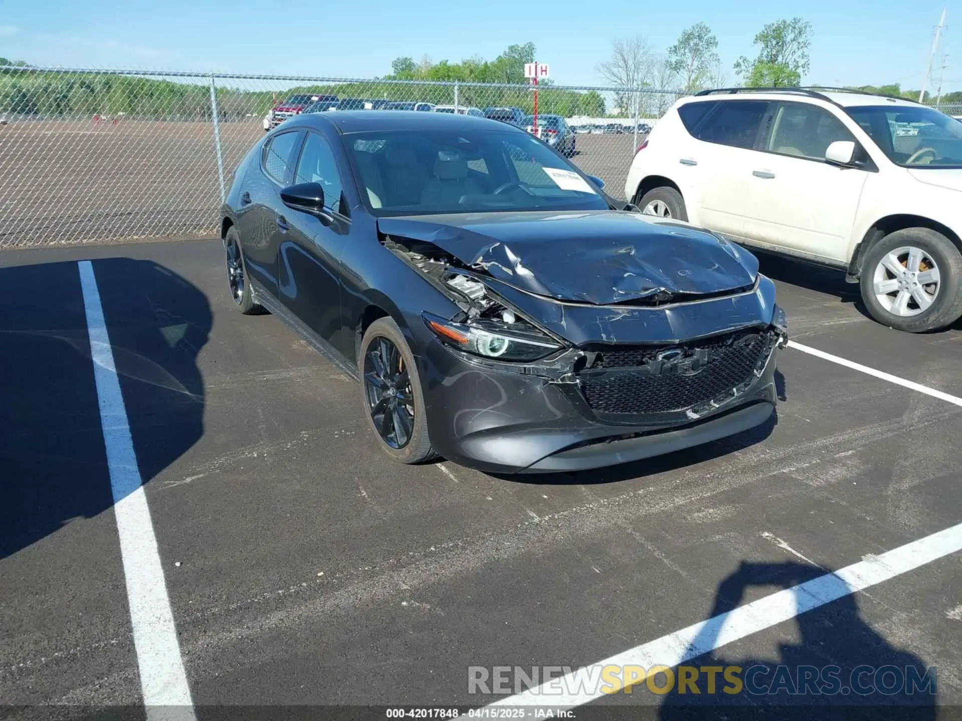 1 fotografías del automóvil dañado JM1BPBJY6P1620635 MAZDA MAZDA3 HATCHBACK 2023
