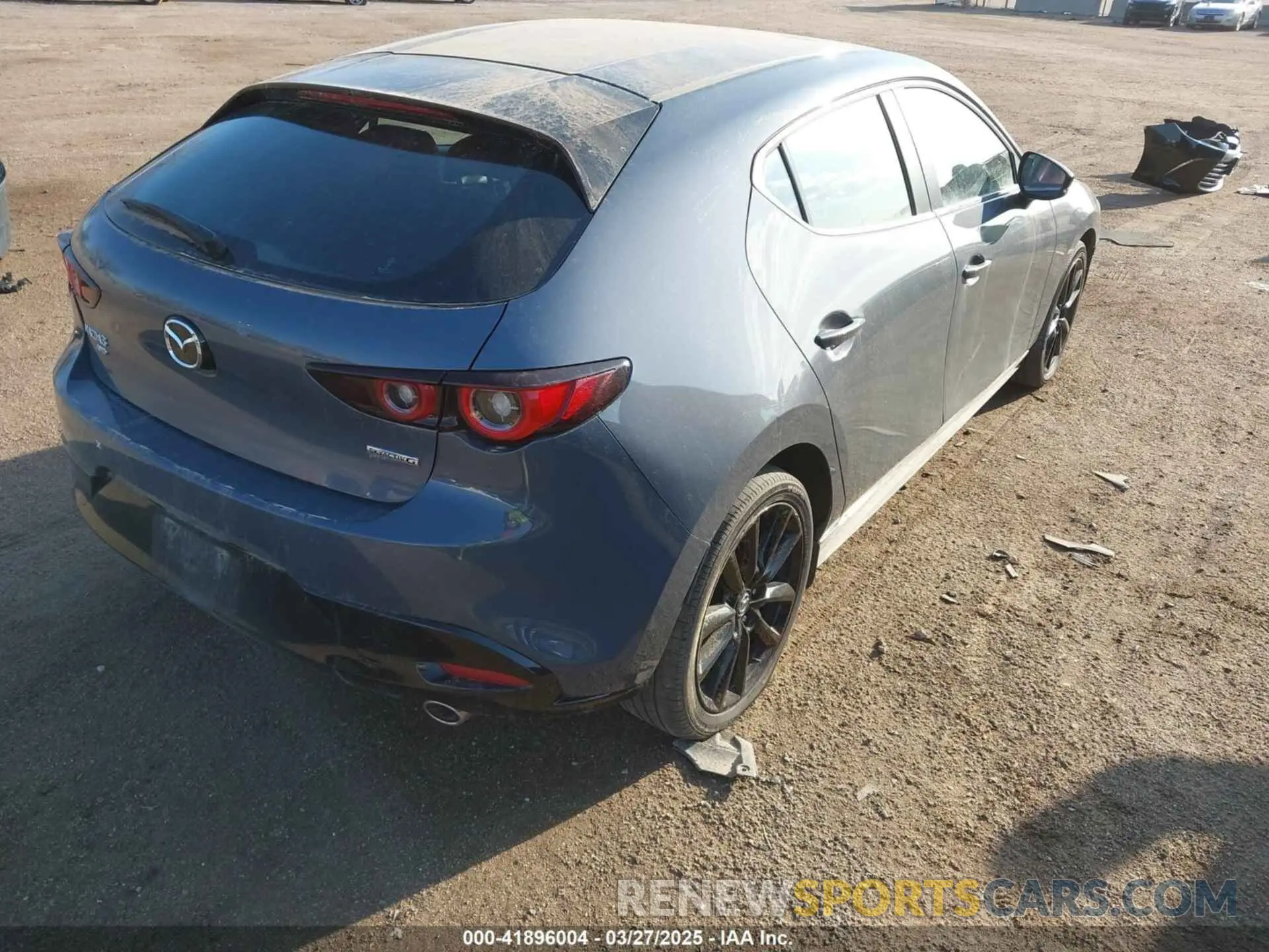 4 fotografías del automóvil dañado JM1BPBLM9P1610644 MAZDA MAZDA3 HATCHBACK 2023