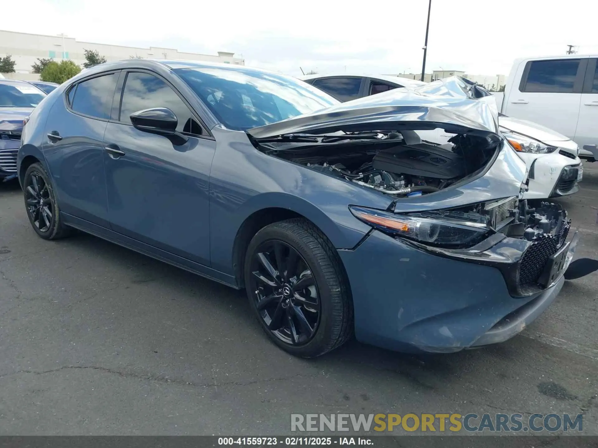 1 fotografías del automóvil dañado JM1BPBMM3P1610167 MAZDA MAZDA3 HATCHBACK 2023