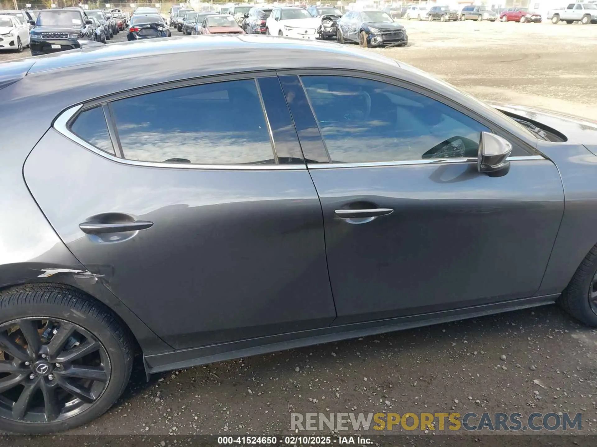 14 fotografías del automóvil dañado JM1BPBMM4P1619069 MAZDA MAZDA3 HATCHBACK 2023
