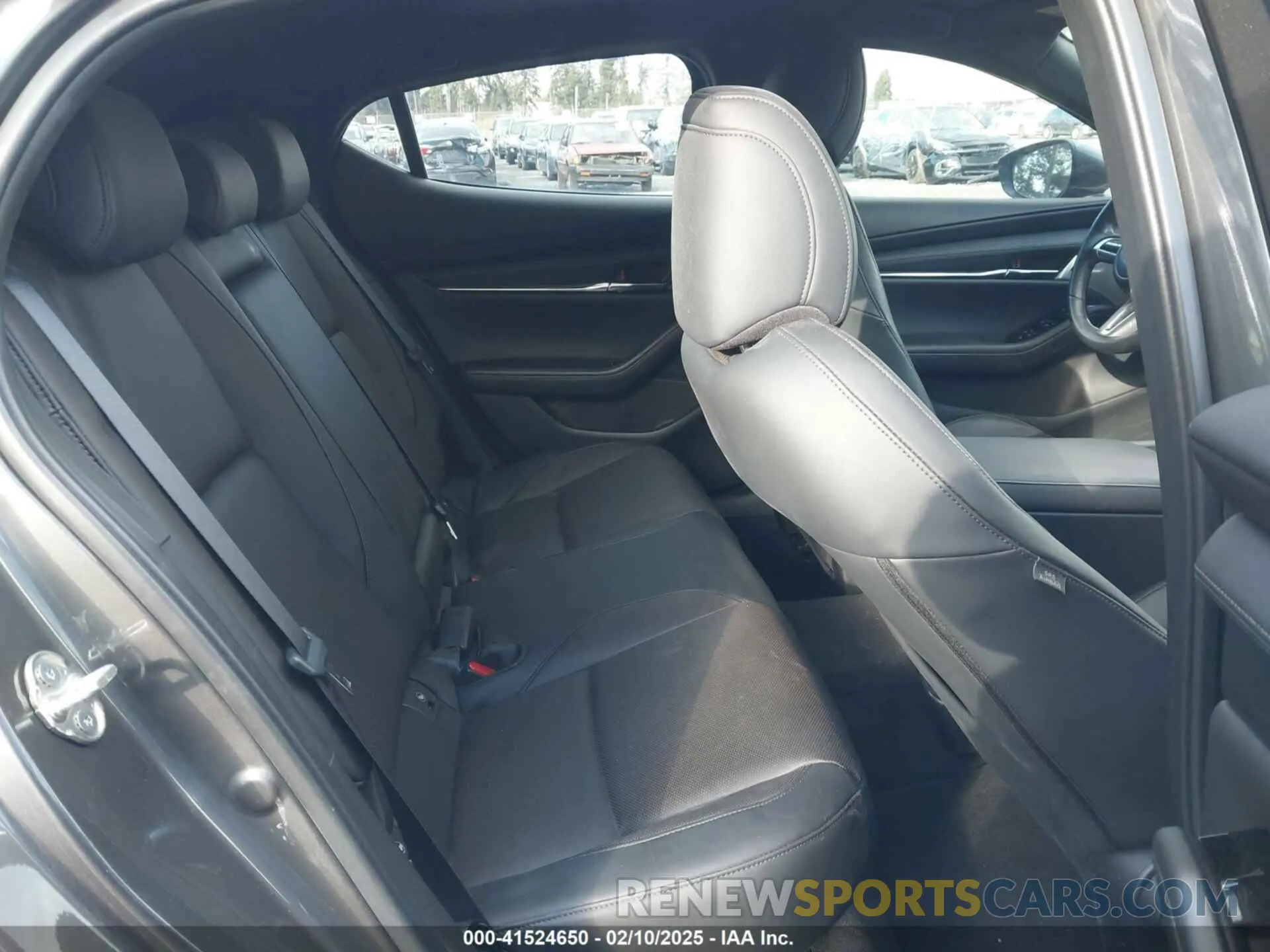 8 fotografías del automóvil dañado JM1BPBMM4P1619069 MAZDA MAZDA3 HATCHBACK 2023