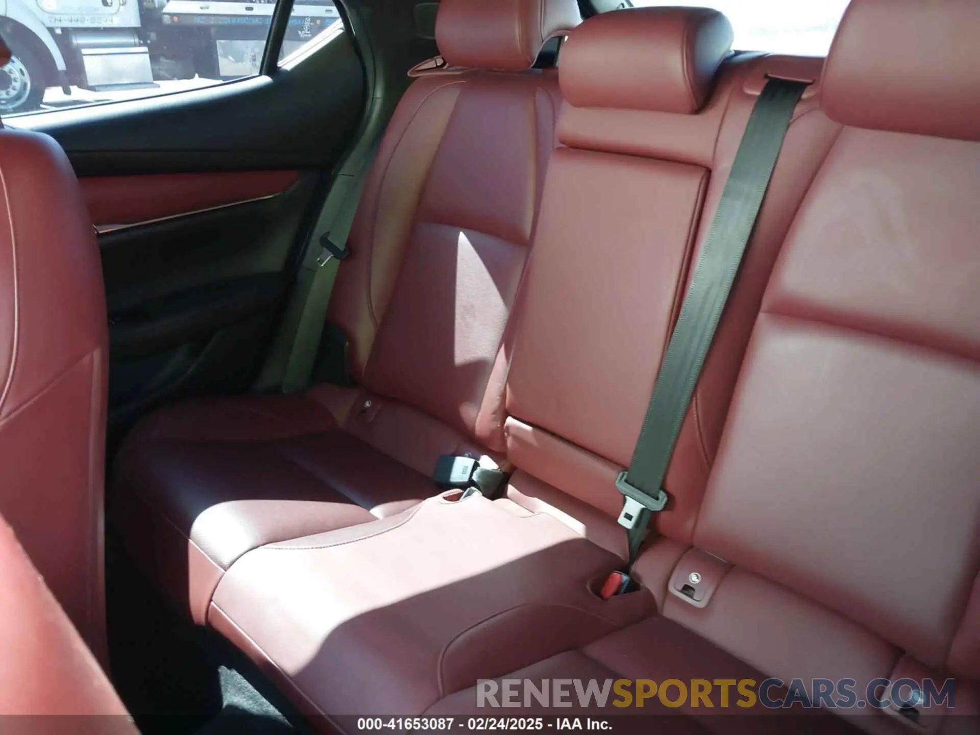 8 fotografías del automóvil dañado JM1BPBMM6P1605769 MAZDA MAZDA3 HATCHBACK 2023