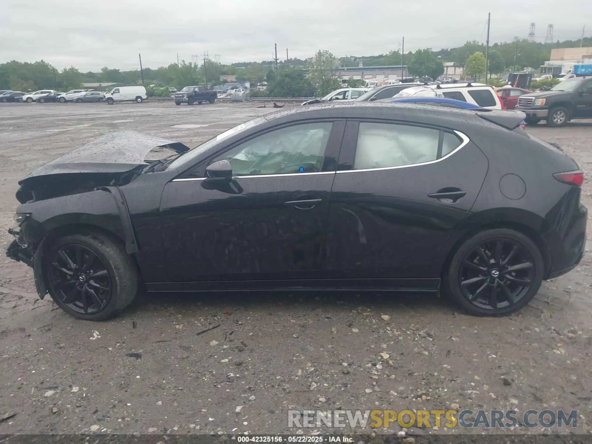 14 fotografías del automóvil dañado JM1BPBNY2P1605592 MAZDA MAZDA3 HATCHBACK 2023