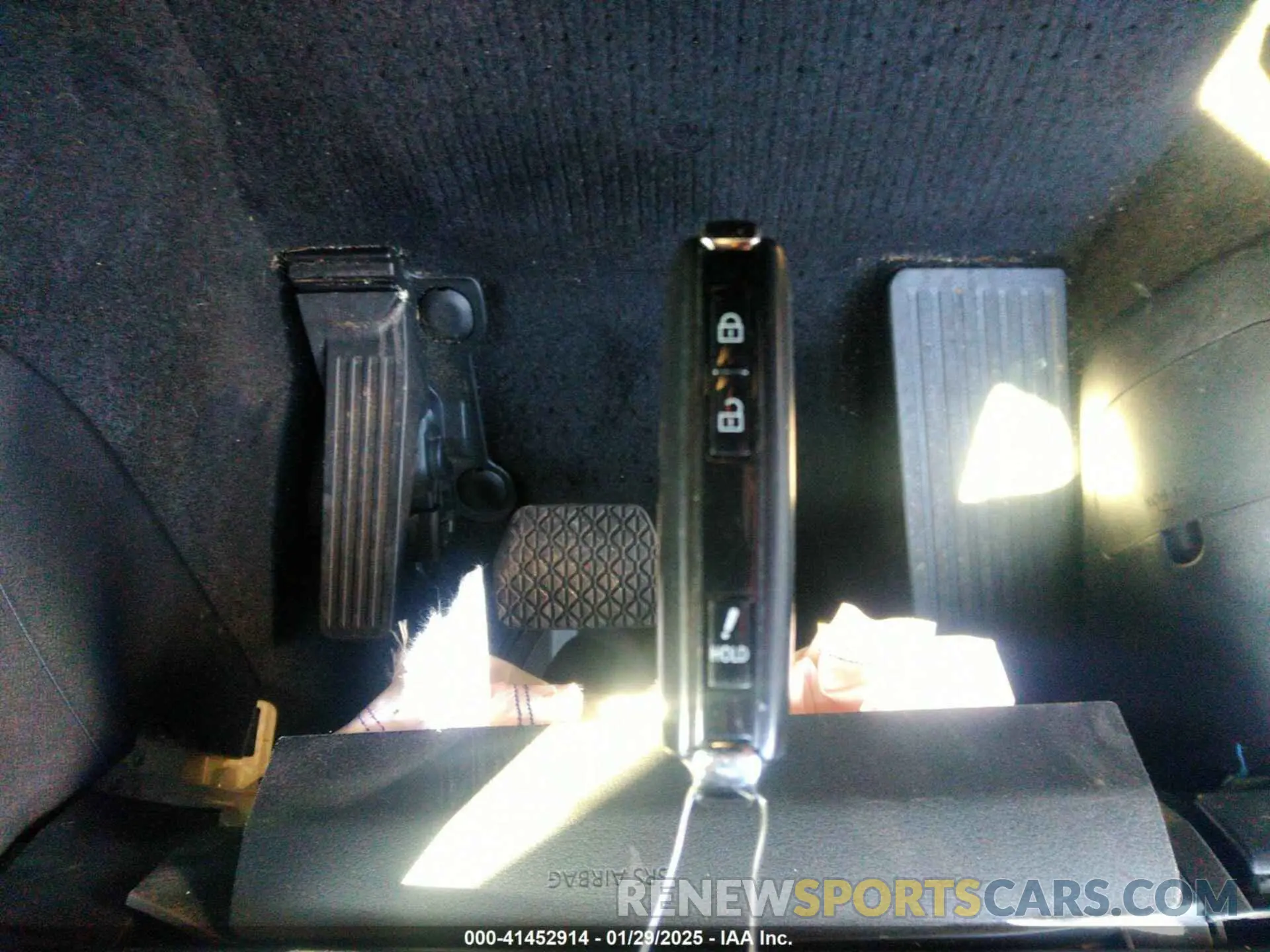11 fotografías del automóvil dañado JM1BPBNY8P1612675 MAZDA MAZDA3 HATCHBACK 2023