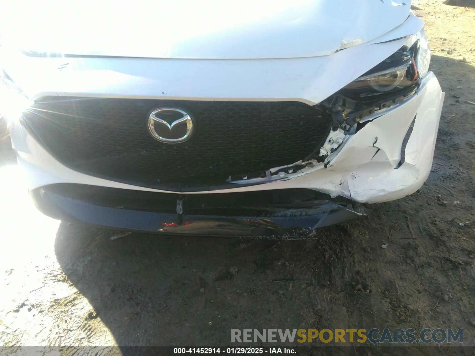 19 fotografías del automóvil dañado JM1BPBNY8P1612675 MAZDA MAZDA3 HATCHBACK 2023