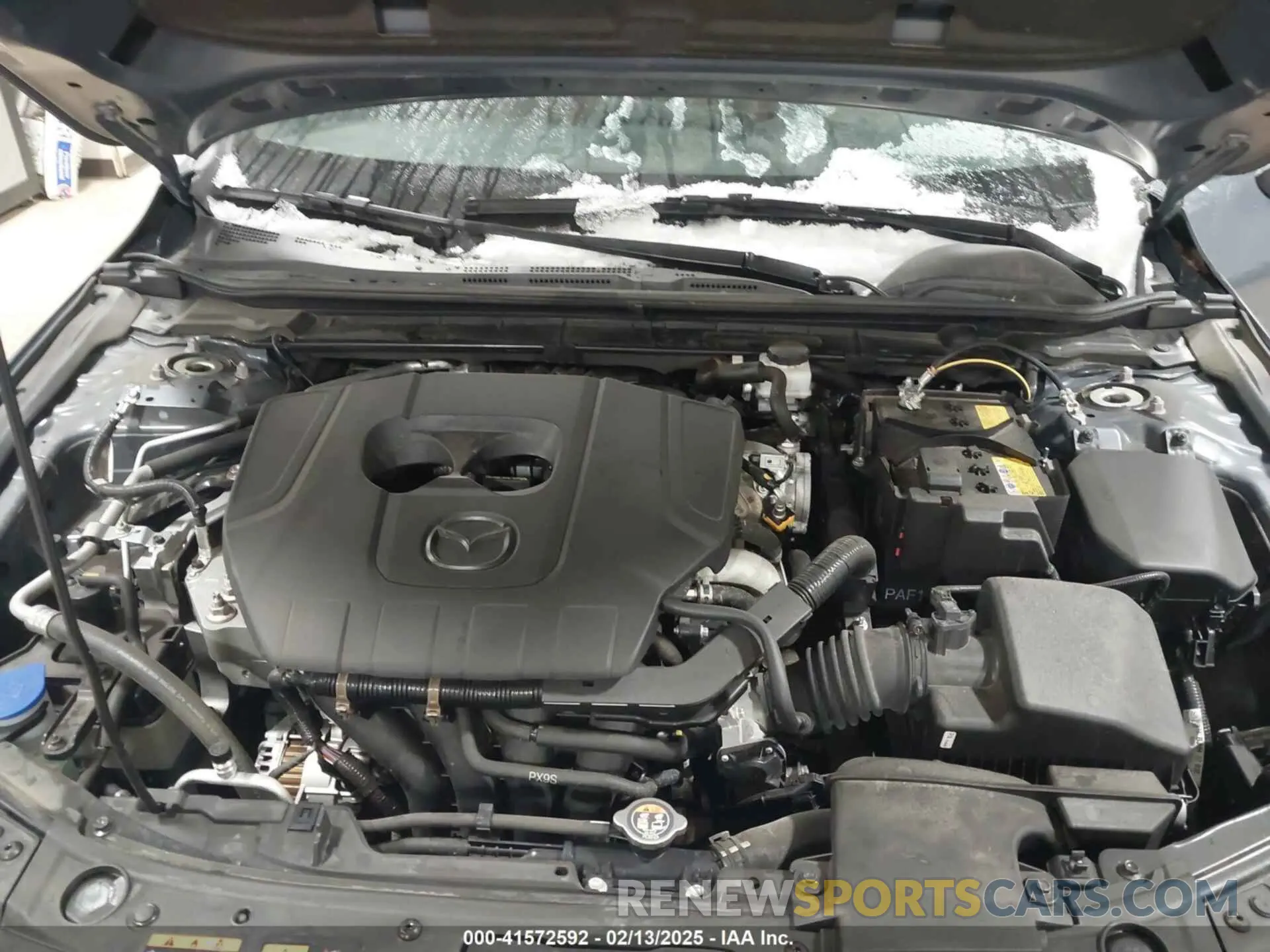 10 fotografías del automóvil dañado JM1BPBLM2R1709518 MAZDA MAZDA3 HATCHBACK 2024