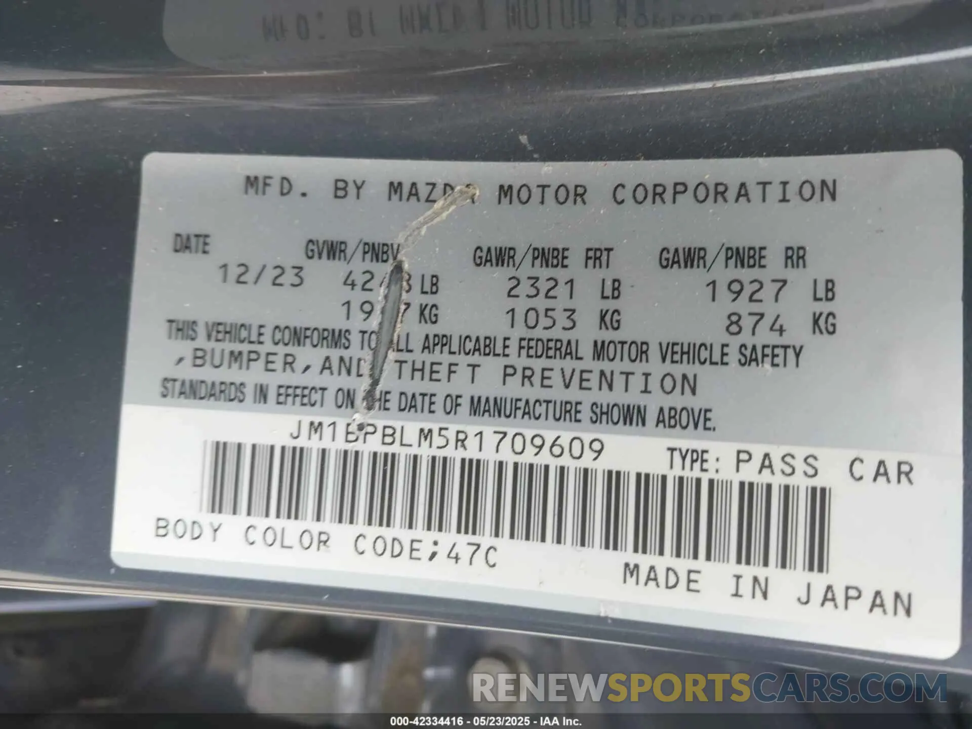 9 fotografías del automóvil dañado JM1BPBLM5R1709609 MAZDA MAZDA3 HATCHBACK 2024