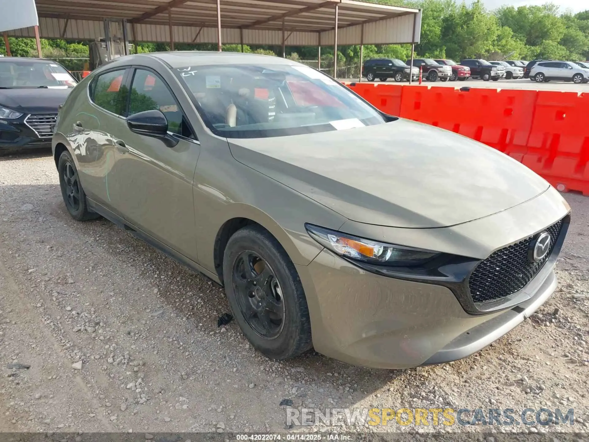 1 fotografías del automóvil dañado JM1BPBYY3R1704694 MAZDA MAZDA3 HATCHBACK 2024