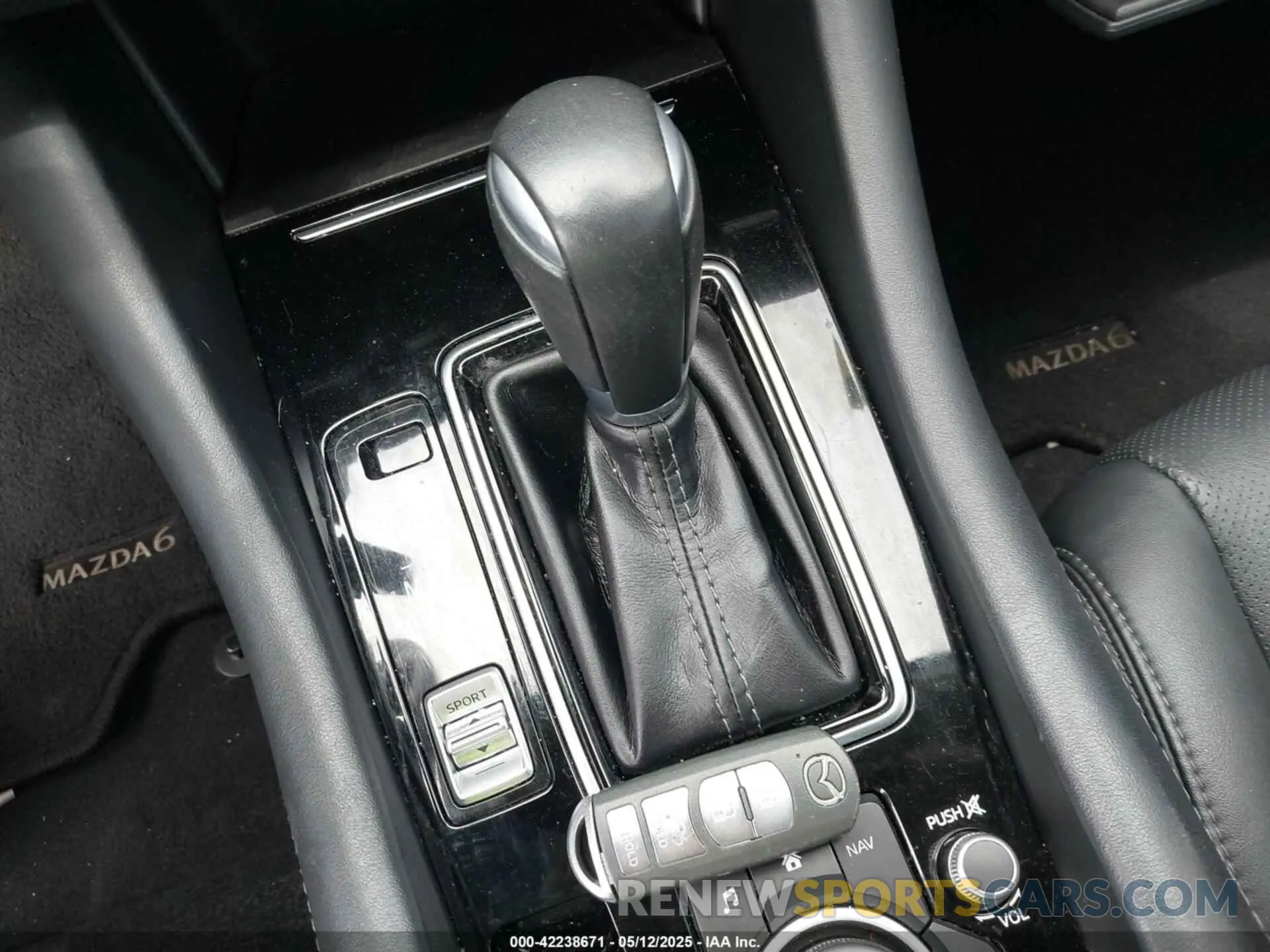 11 fotografías del automóvil dañado JM1GL1TY7K1501686 MAZDA MAZDA6 2019