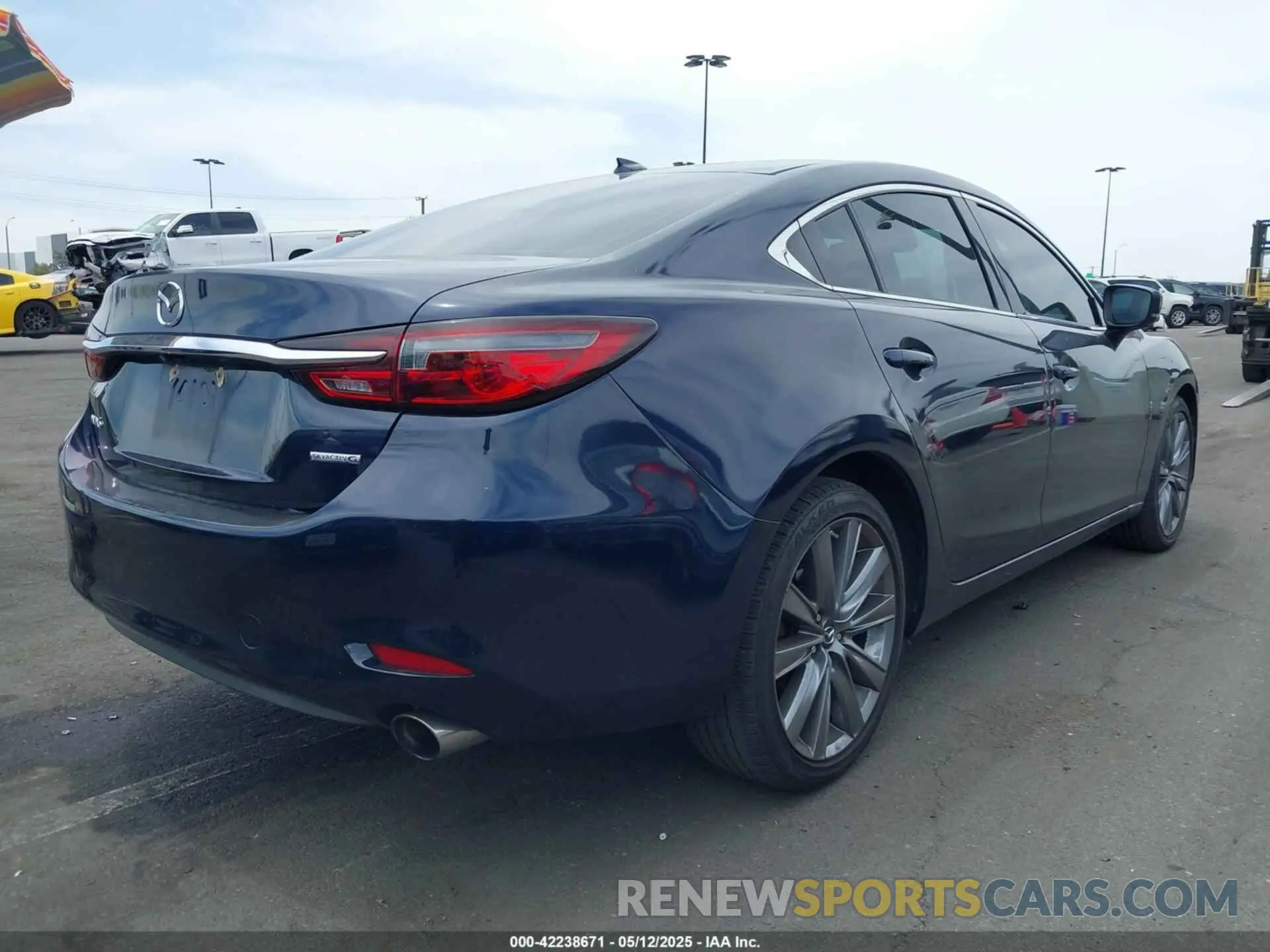 4 fotografías del automóvil dañado JM1GL1TY7K1501686 MAZDA MAZDA6 2019
