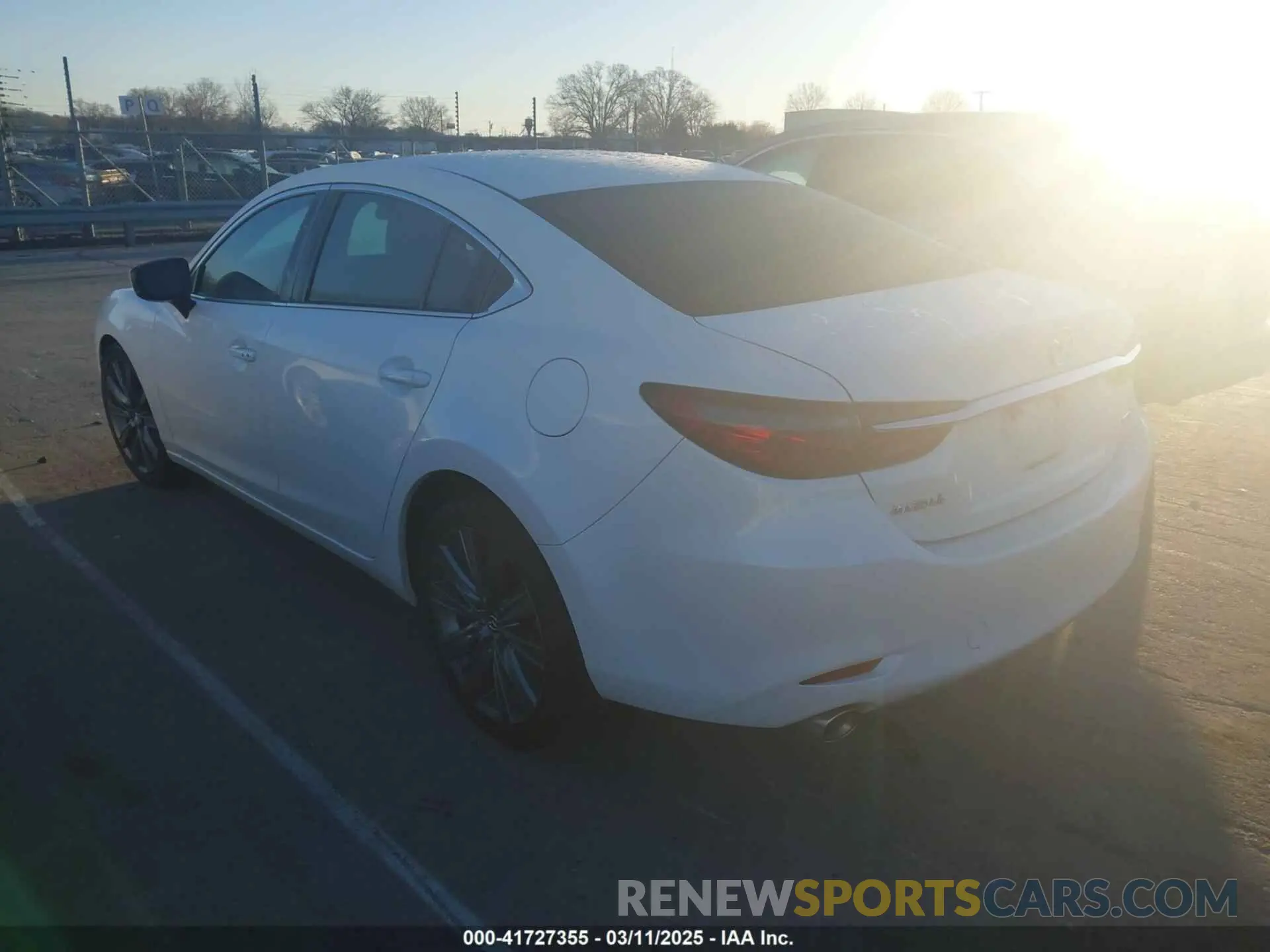 3 fotografías del automóvil dañado JM1GL1VM0K1506125 MAZDA MAZDA6 2019