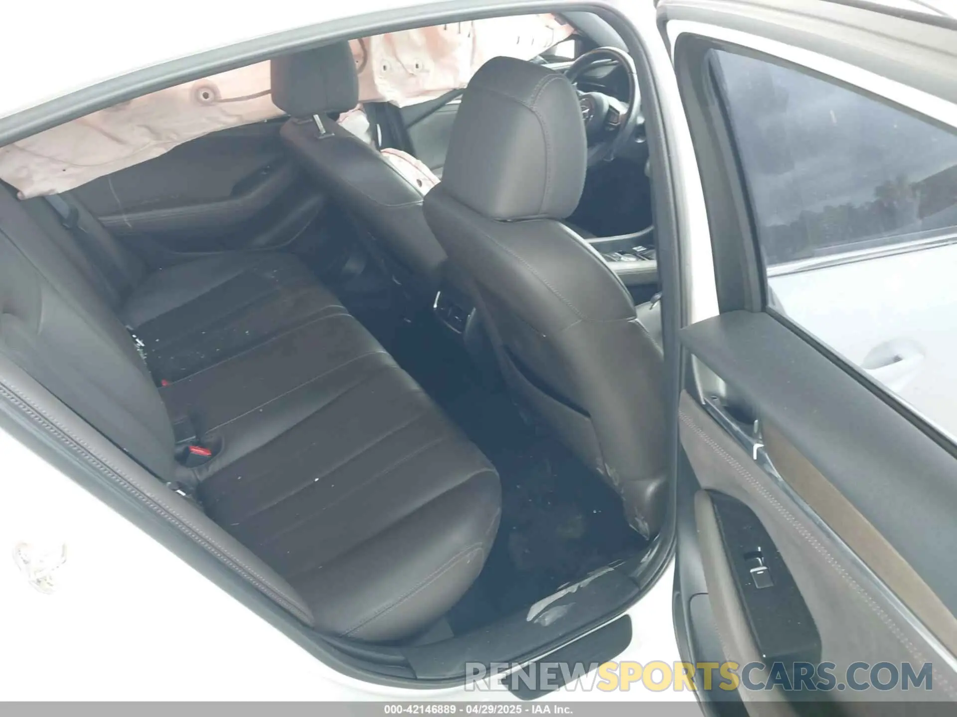 8 fotografías del automóvil dañado JM1GL1XY4K1506001 MAZDA MAZDA6 2019