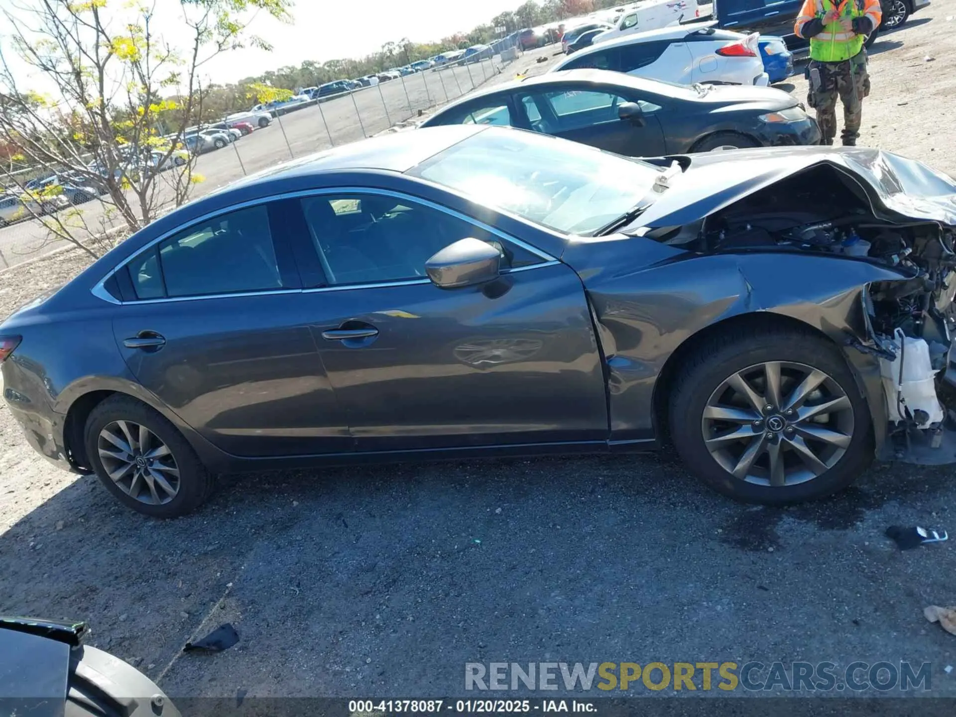 13 fotografías del automóvil dañado JM1GL1UM7L1527203 MAZDA MAZDA6 2020