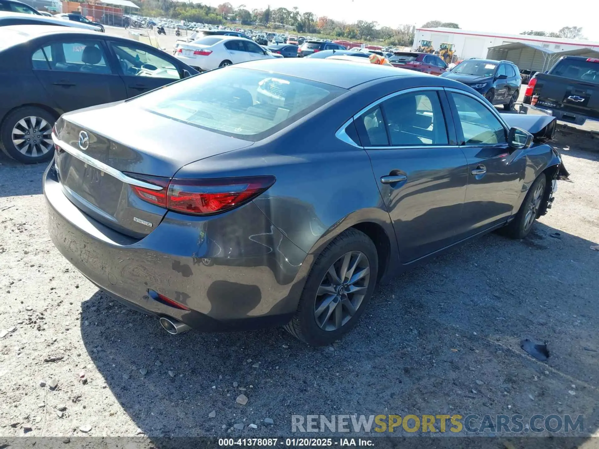 4 fotografías del automóvil dañado JM1GL1UM7L1527203 MAZDA MAZDA6 2020