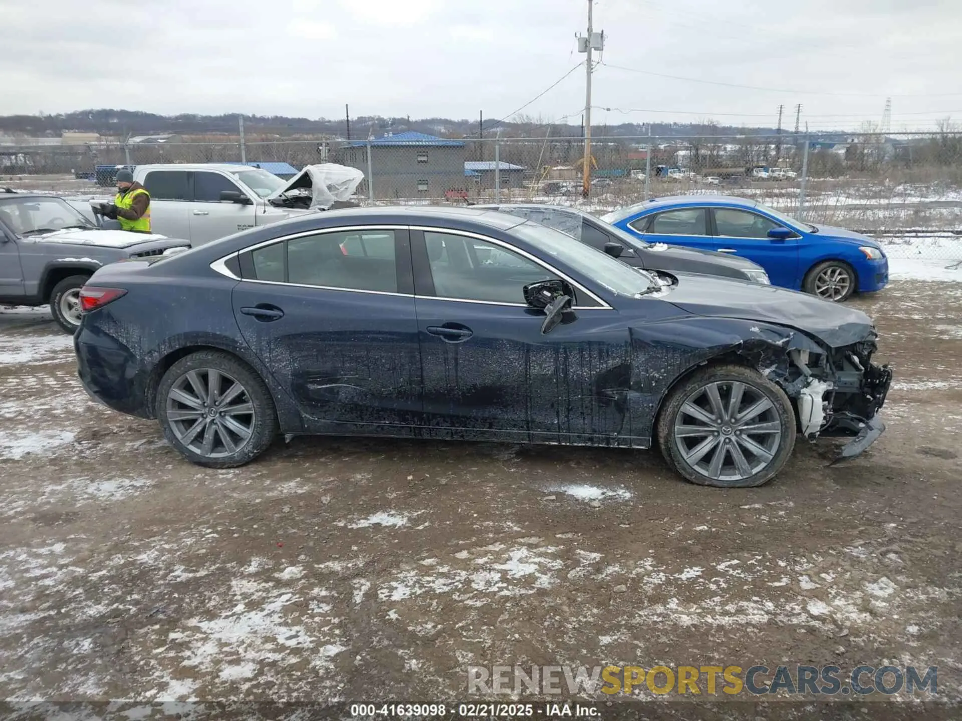 14 fotografías del automóvil dañado JM1GL1VM0L1514436 MAZDA MAZDA6 2020