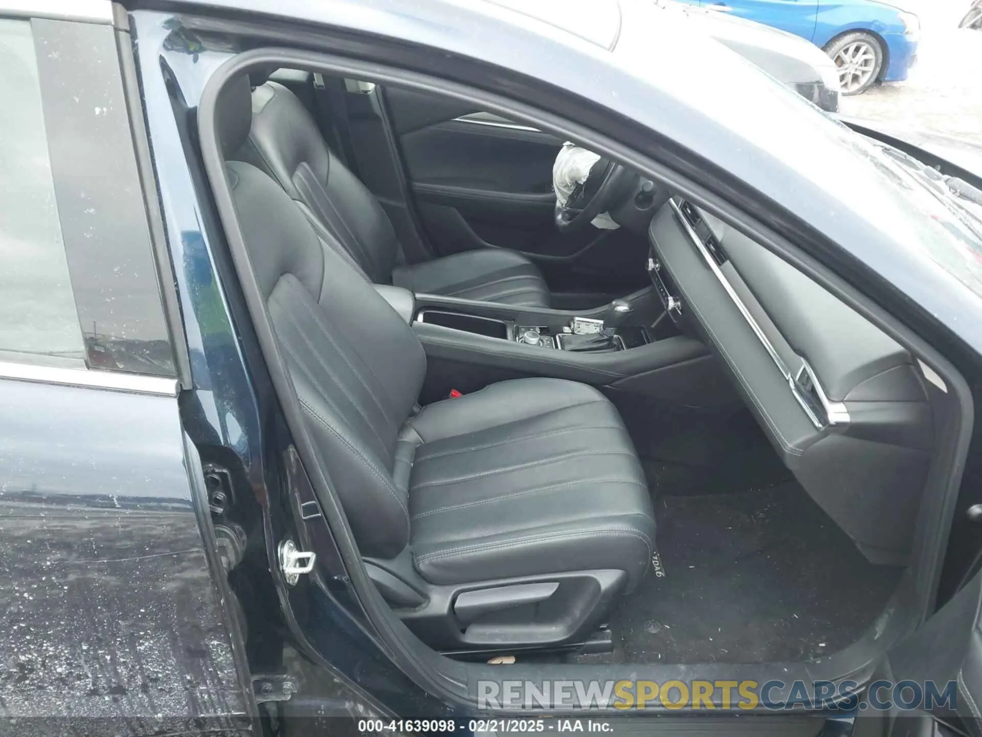 5 fotografías del automóvil dañado JM1GL1VM0L1514436 MAZDA MAZDA6 2020