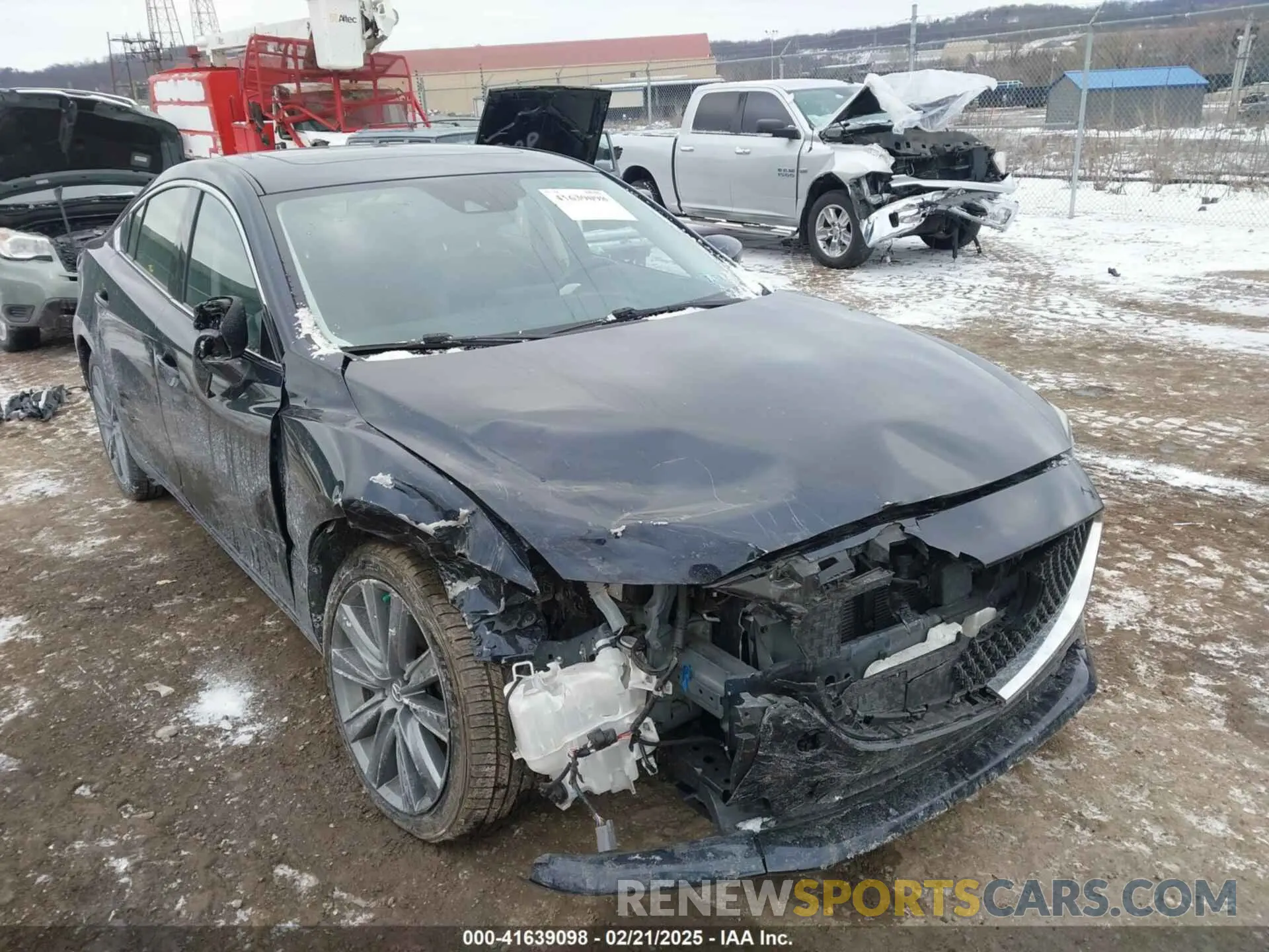 6 fotografías del automóvil dañado JM1GL1VM0L1514436 MAZDA MAZDA6 2020