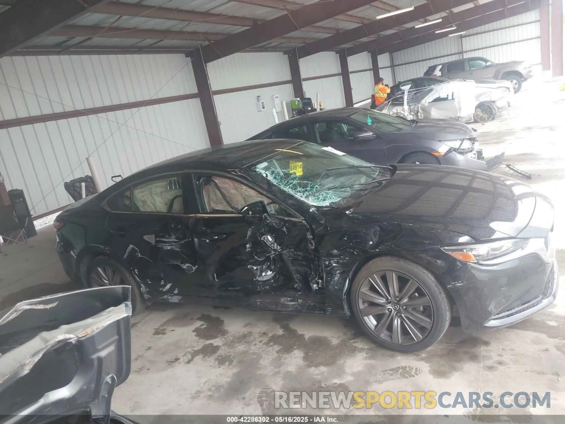 14 fotografías del automóvil dañado JM1GL1VM1M1610254 MAZDA MAZDA6 2021