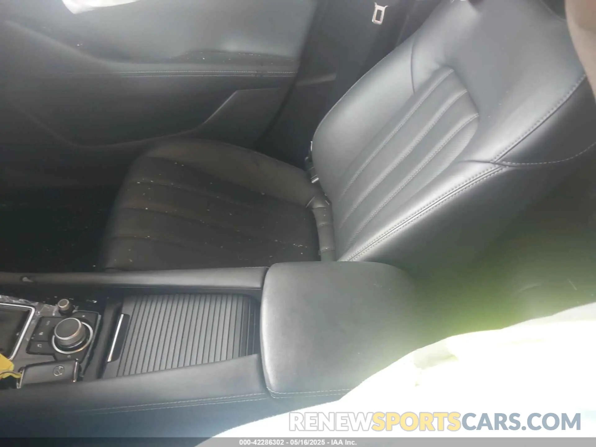 5 fotografías del automóvil dañado JM1GL1VM1M1610254 MAZDA MAZDA6 2021