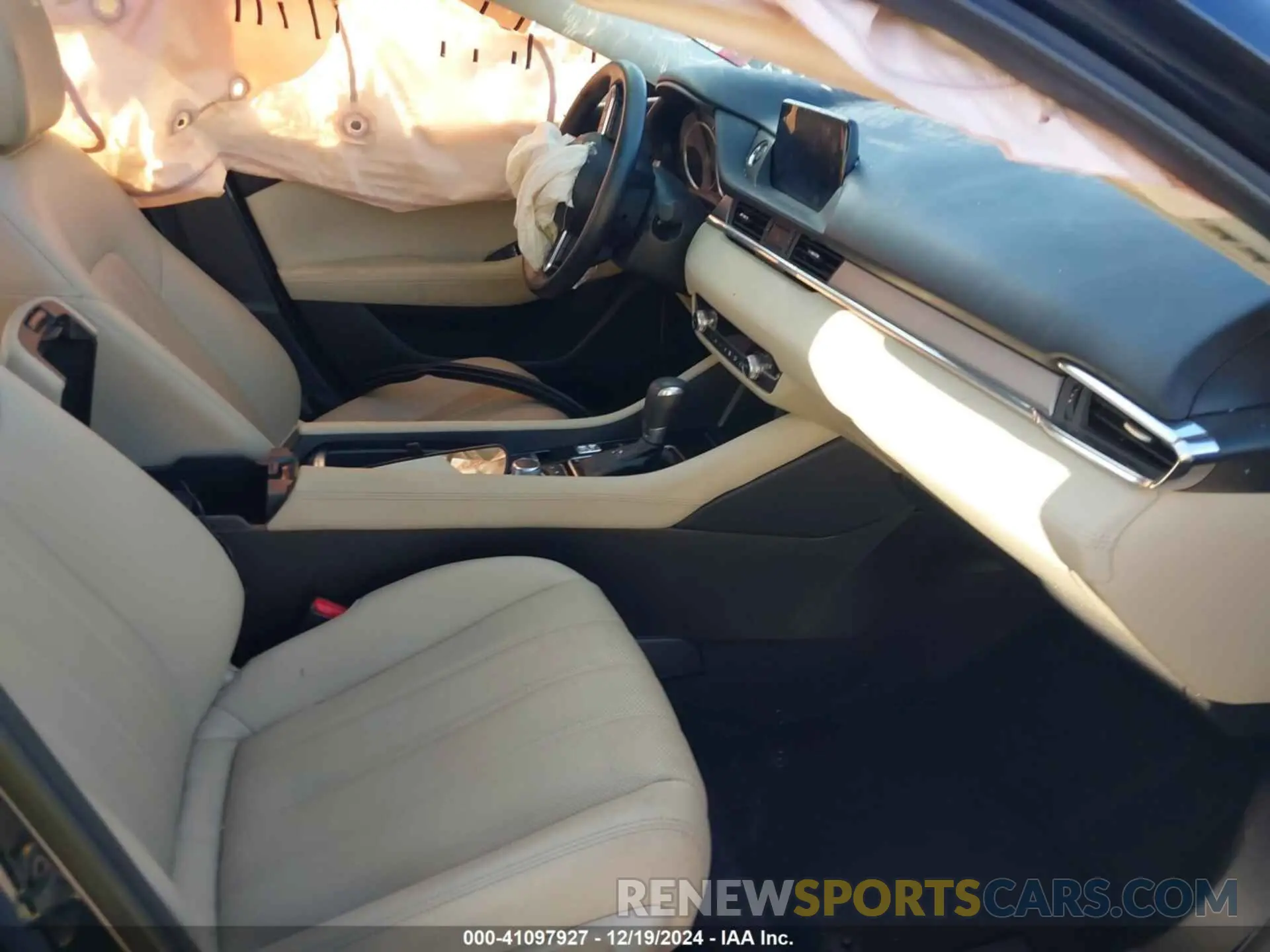 5 fotografías del automóvil dañado JM1GL1VM3M1603970 MAZDA MAZDA6 2021
