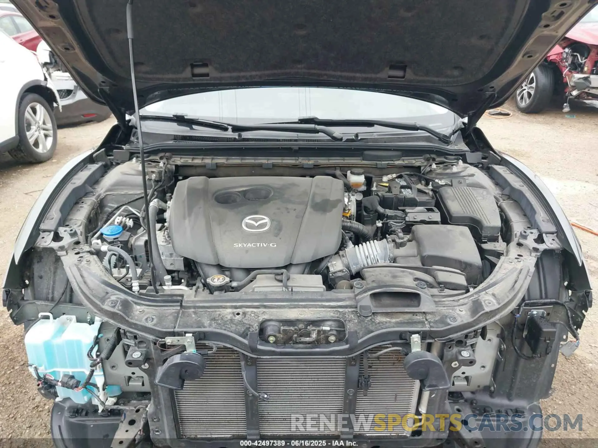 10 fotografías del automóvil dañado JM1GL1VM8M1603074 MAZDA MAZDA6 2021