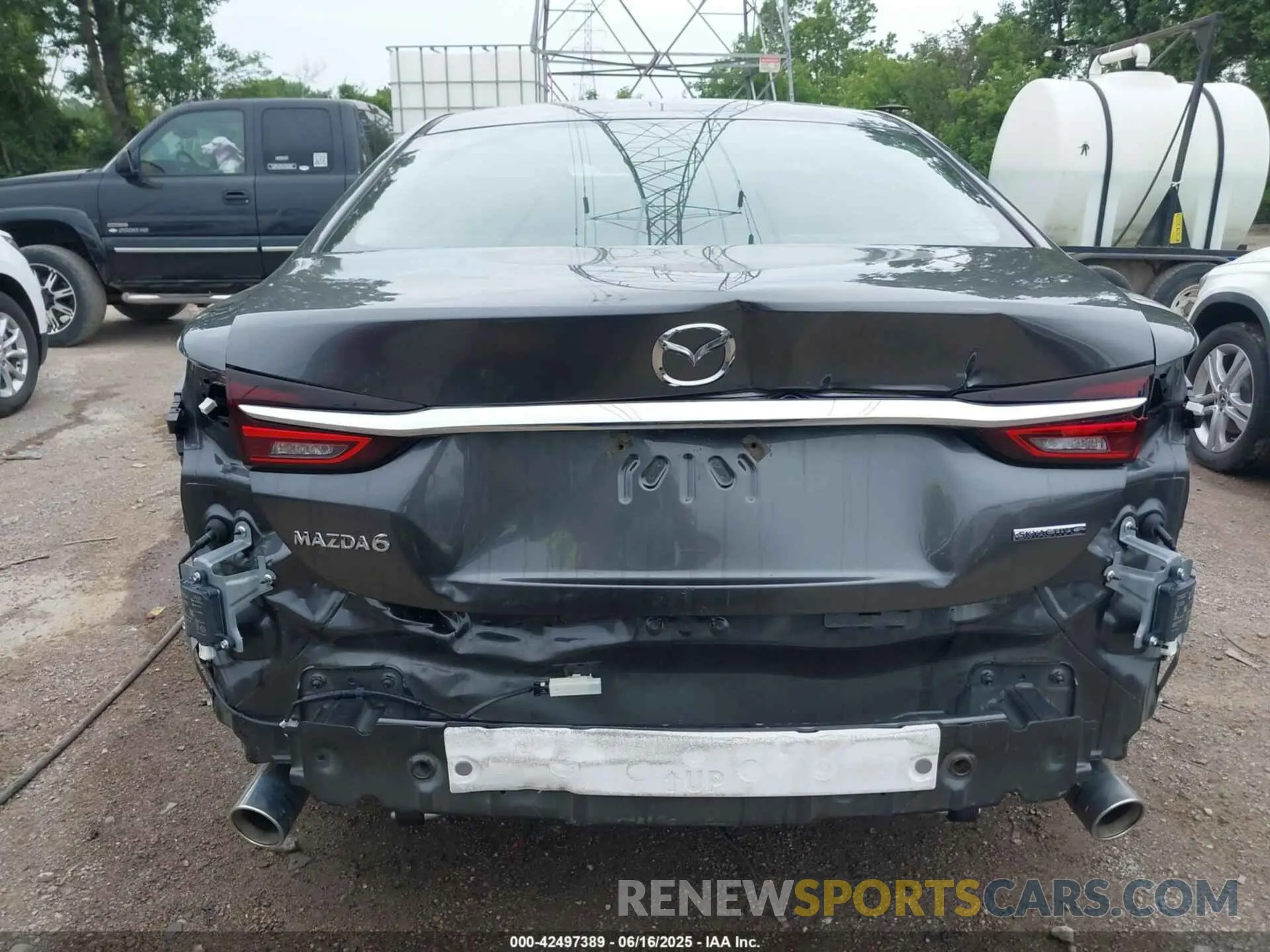 17 fotografías del automóvil dañado JM1GL1VM8M1603074 MAZDA MAZDA6 2021