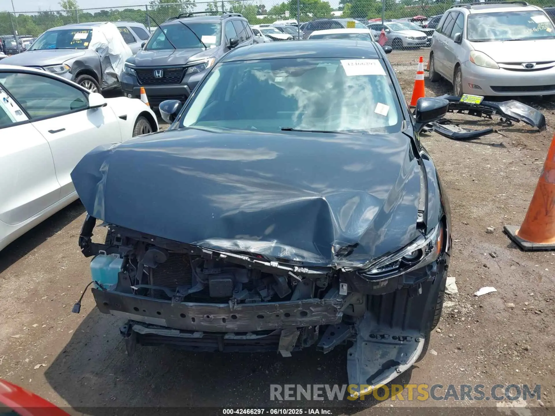 13 fotografías del automóvil dañado JM1GL1VM8M1607819 MAZDA MAZDA6 2021