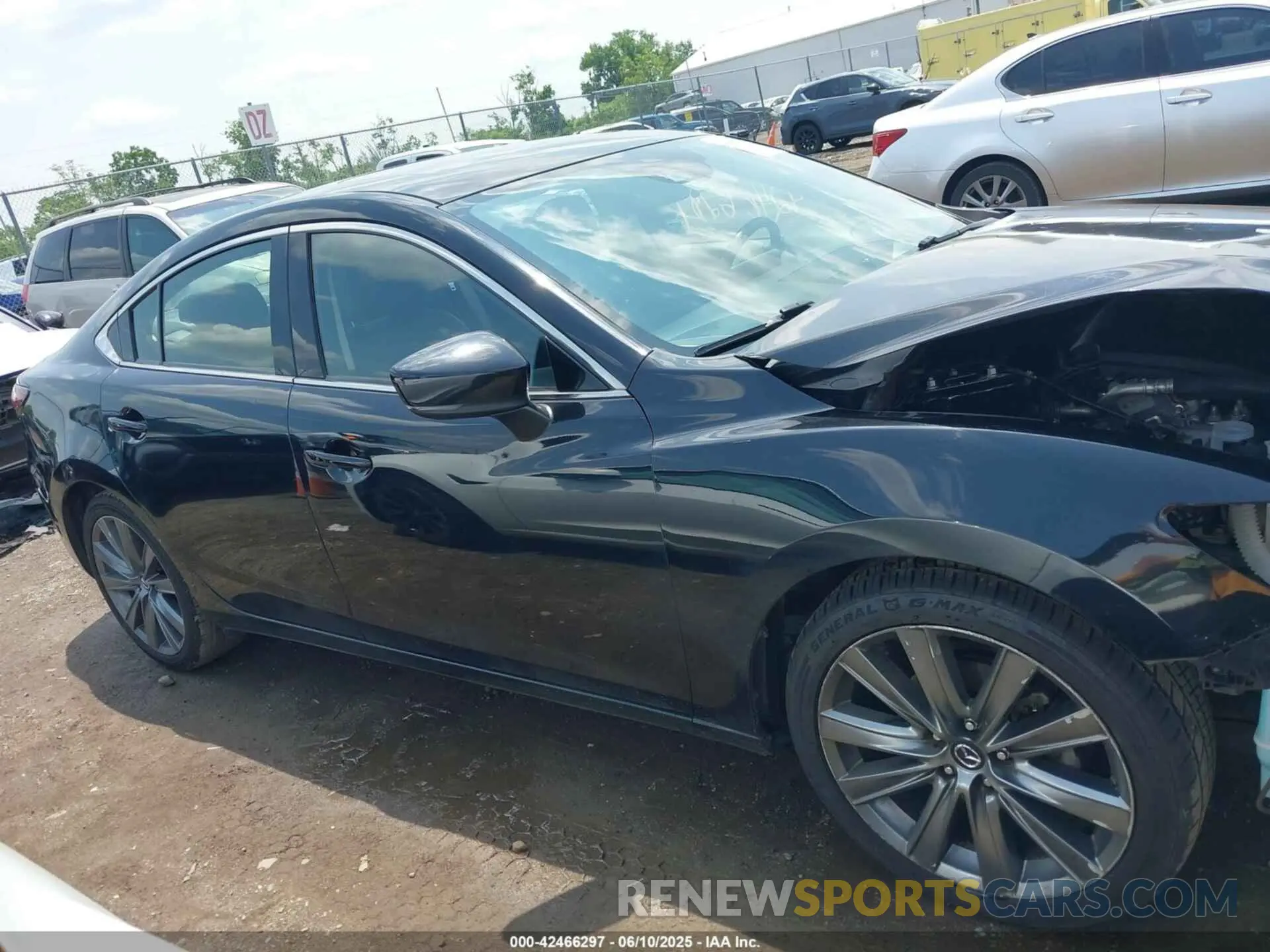 14 fotografías del automóvil dañado JM1GL1VM8M1607819 MAZDA MAZDA6 2021