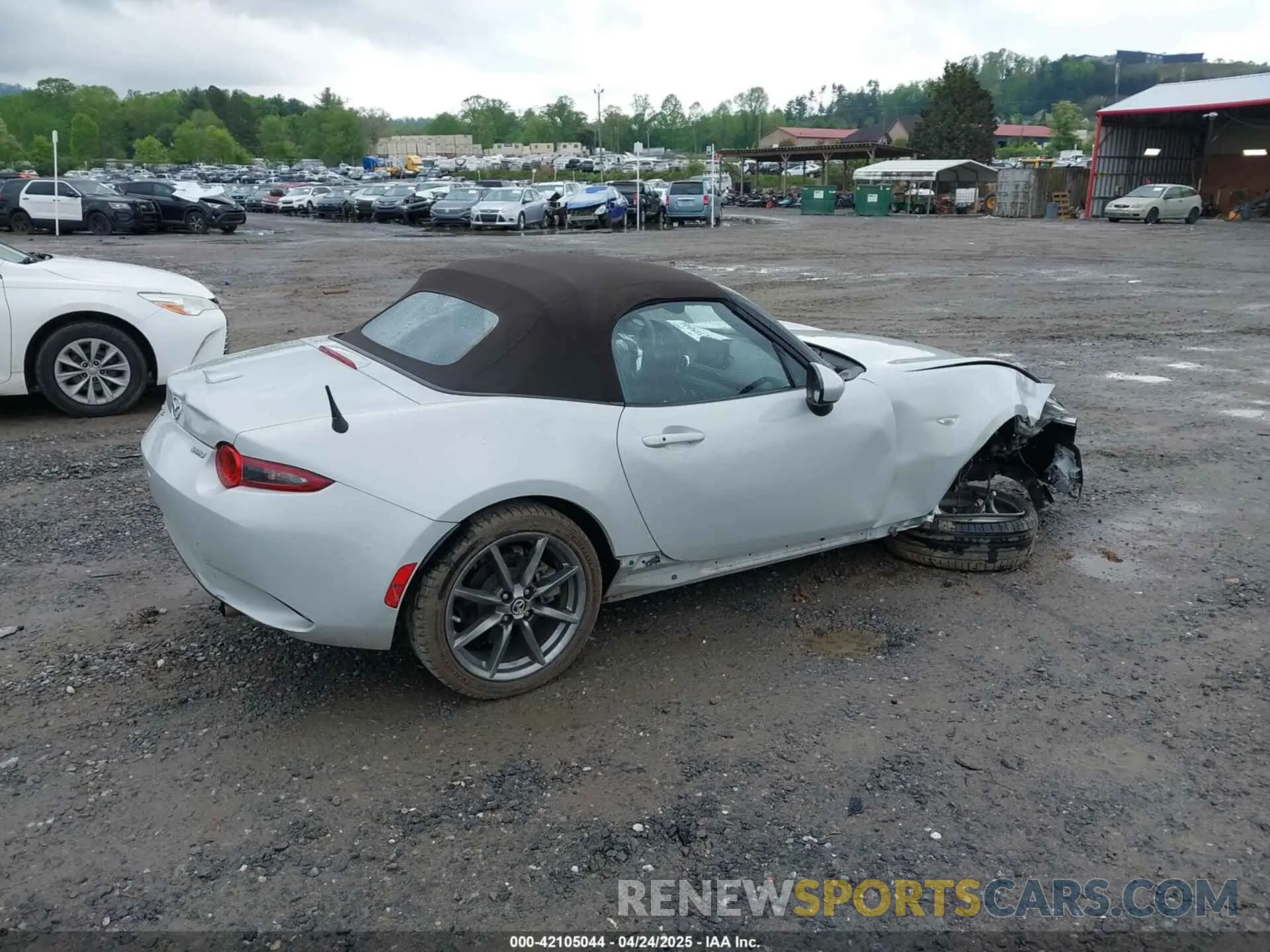 4 fotografías del automóvil dañado JM1NDAD77K0304999 MAZDA MX-5 MIATA 2019