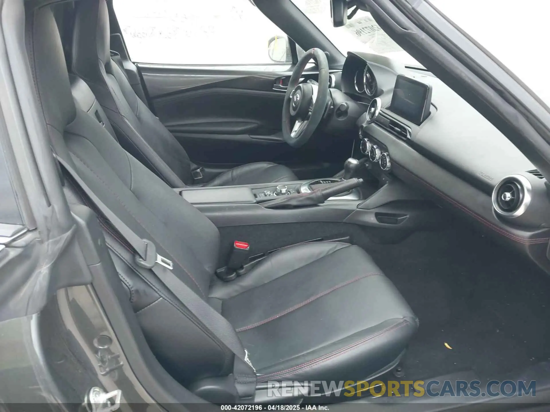 5 fotografías del automóvil dañado JM1NDAM79K0300405 MAZDA MX-5 MIATA RF 2019