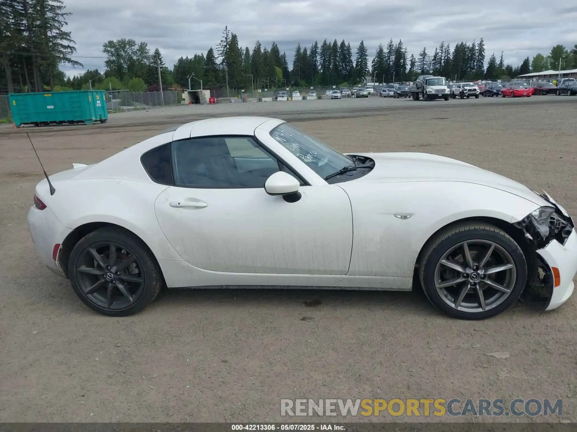 13 fotografías del automóvil dañado JM1NDAM75L0411647 MAZDA MX-5 MIATA RF 2020