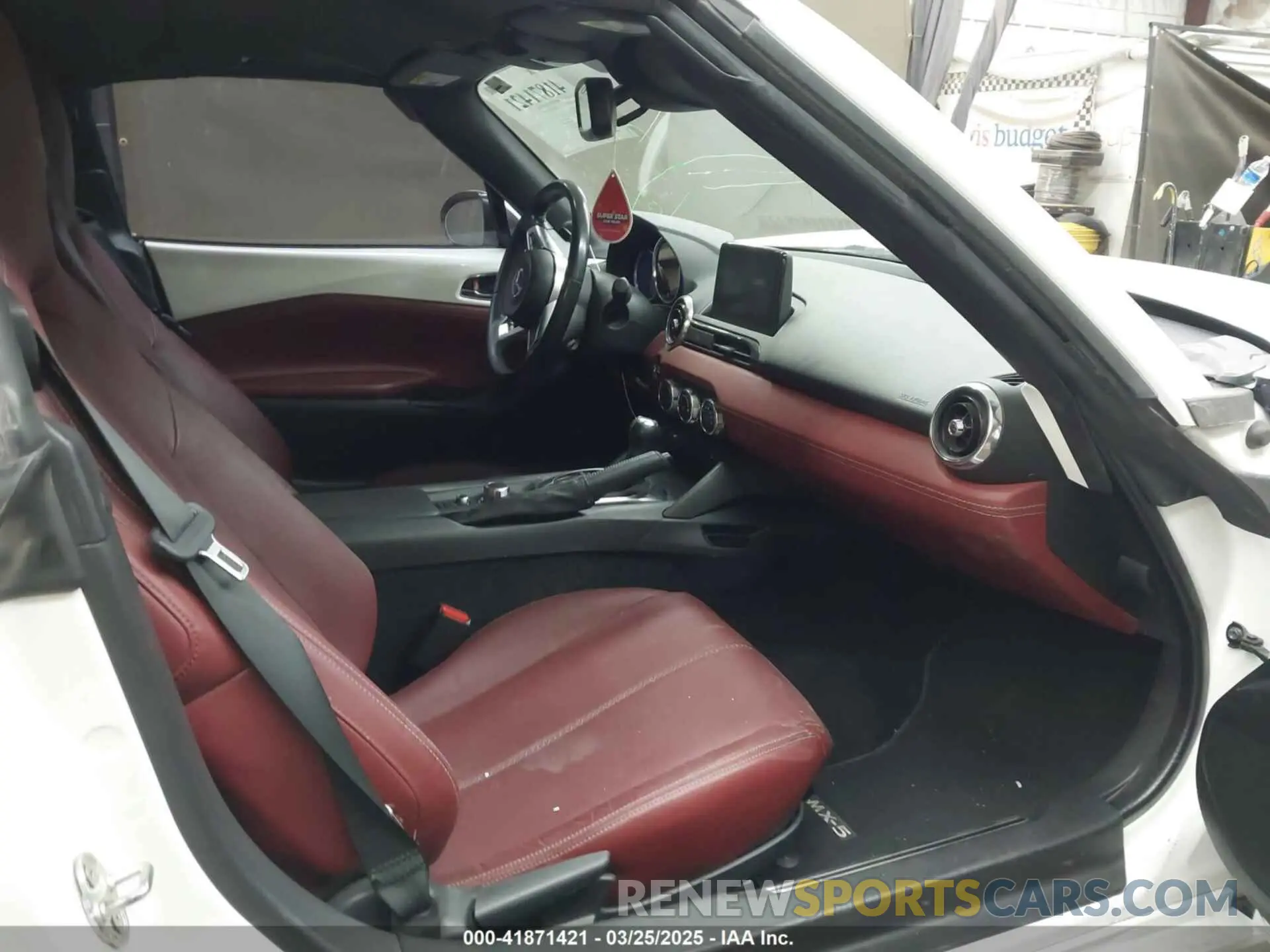 5 fotografías del automóvil dañado JM1NDAM77L0418096 MAZDA MX-5 MIATA RF 2020