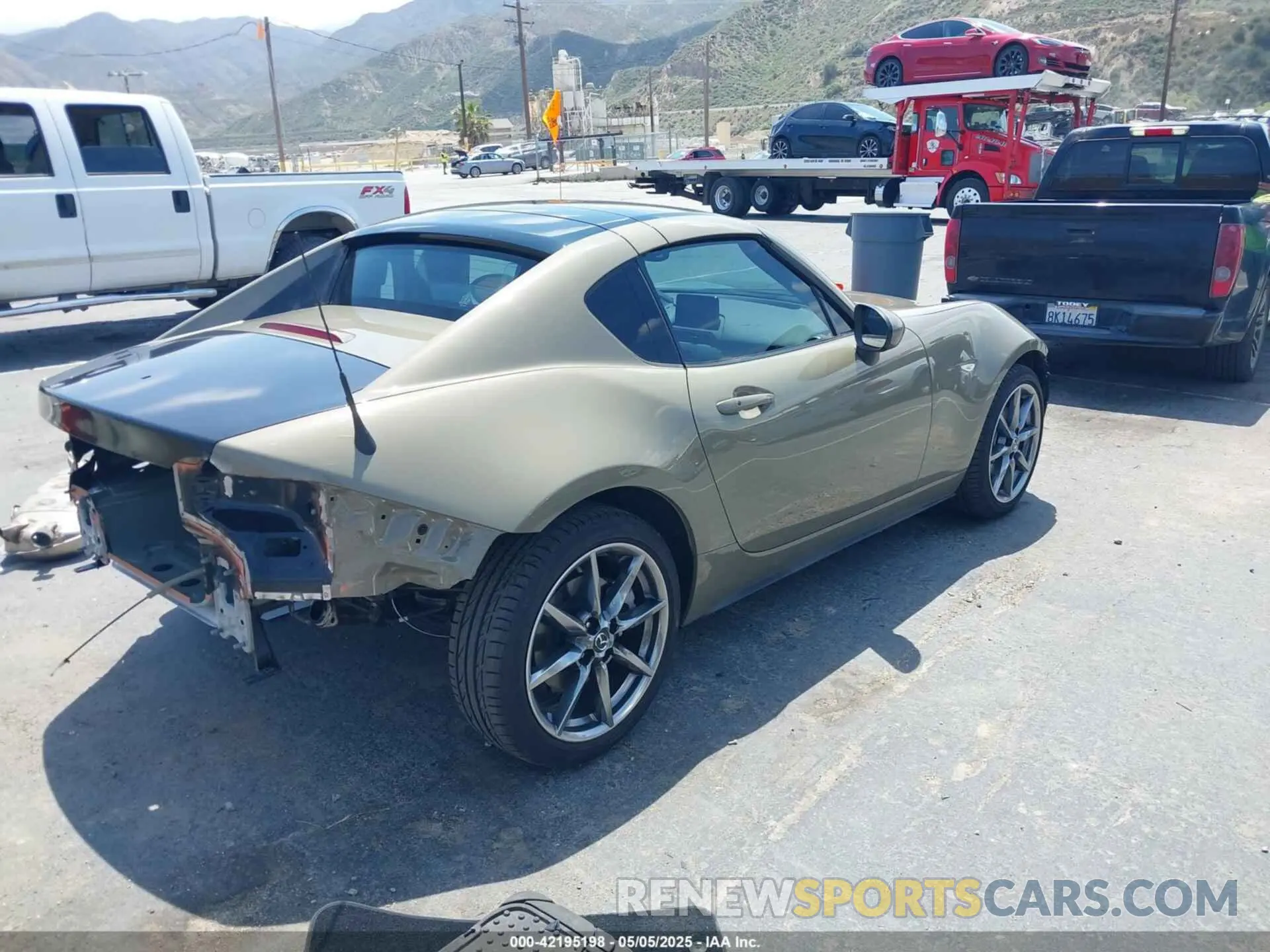 4 fotografías del automóvil dañado JM1NDAM73P0561844 MAZDA MX-5 MIATA RF 2023