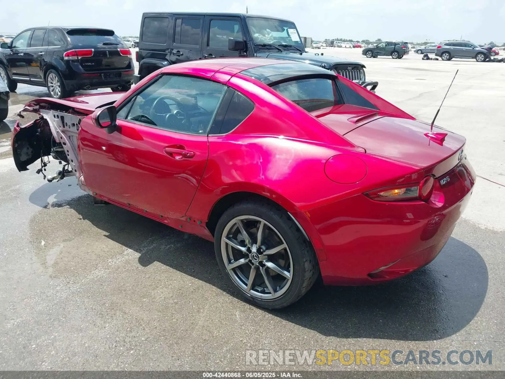 3 fotografías del automóvil dañado JM1NDAM76P0552023 MAZDA MX-5 MIATA RF 2023