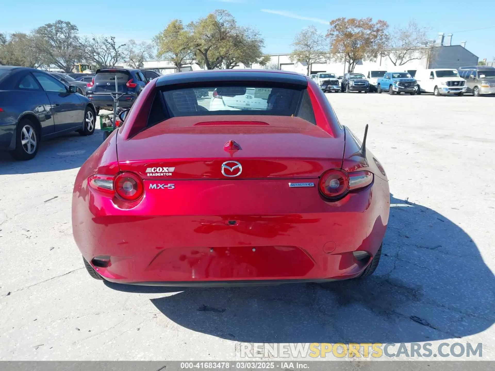 17 fotografías del automóvil dañado JM1NDAM72R0601530 MAZDA MX-5 MIATA RF 2024