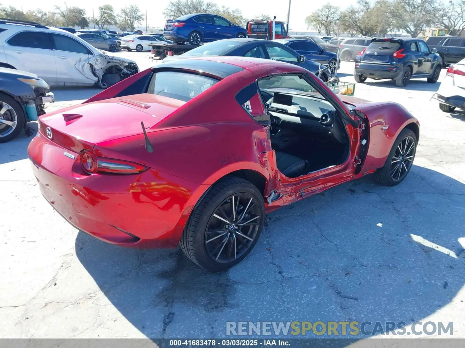 4 fotografías del automóvil dañado JM1NDAM72R0601530 MAZDA MX-5 MIATA RF 2024